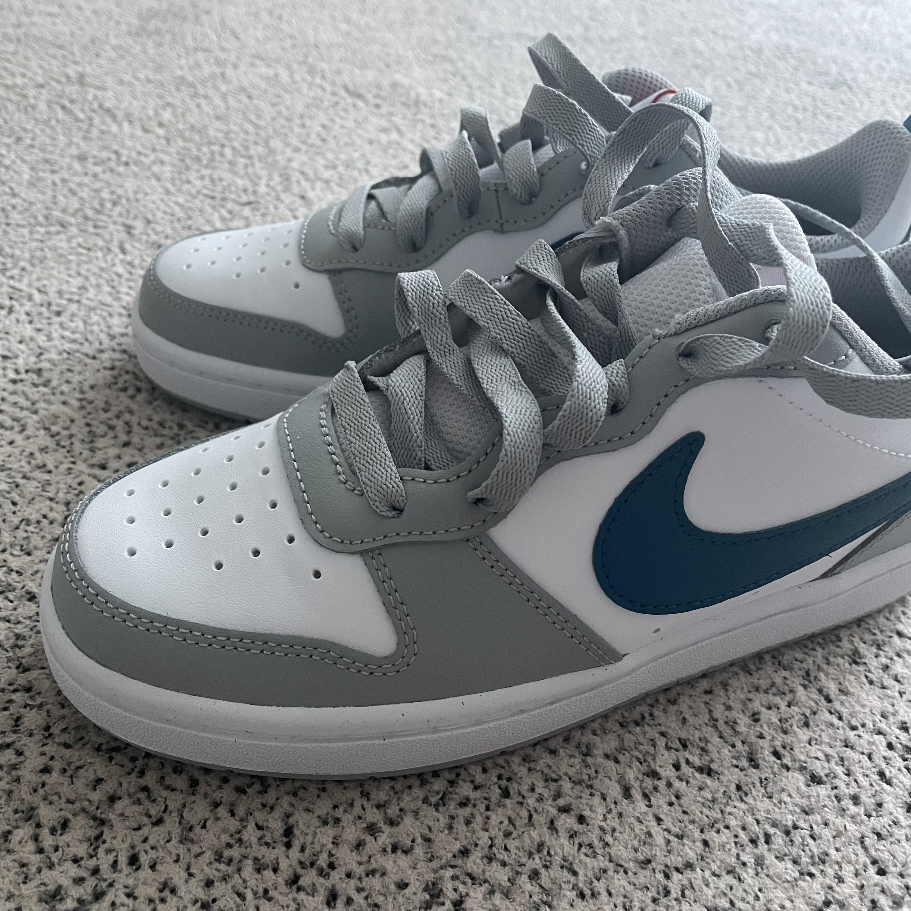 (GS) Nike Court Borough Low 2 Light Smoke Grey 착용 스타일