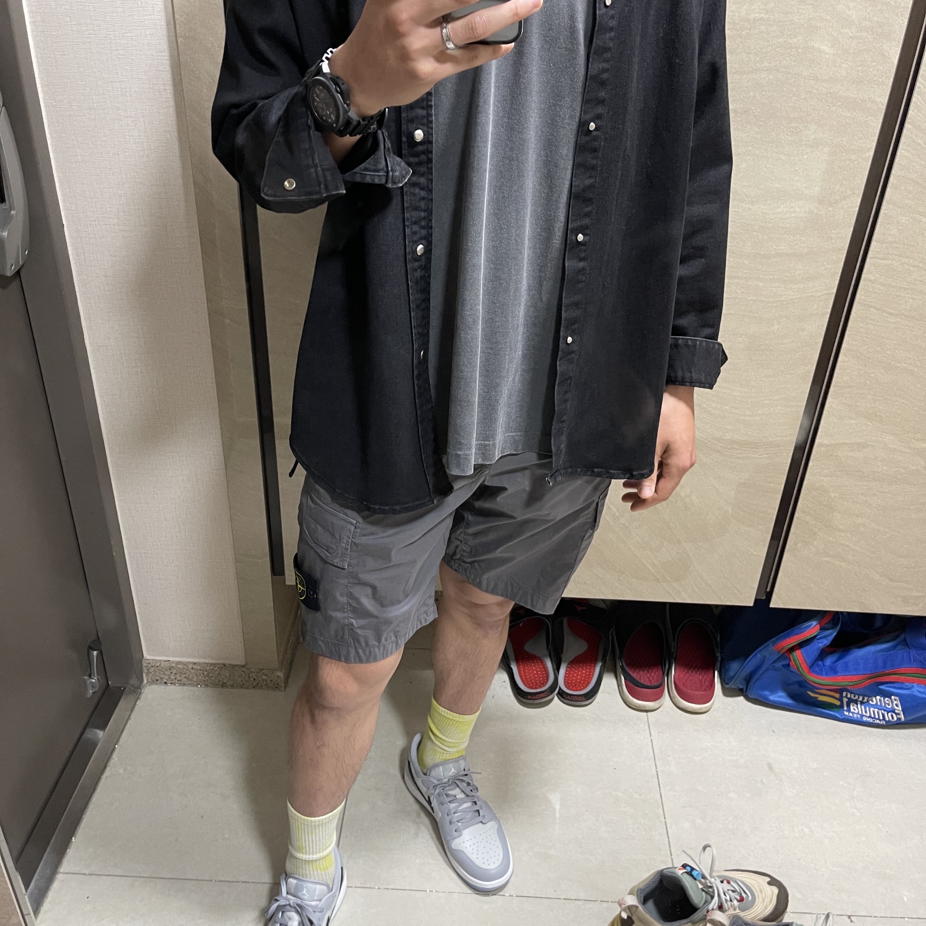 Jordan 1 Low Golf Wolf Grey 착용 스타일