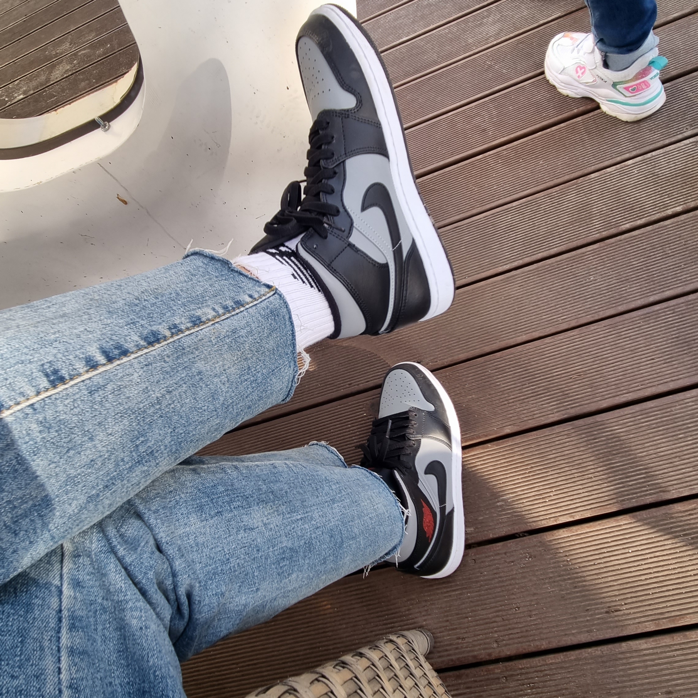 Jordan 1 Mid Shadow 착용 스타일 - 1