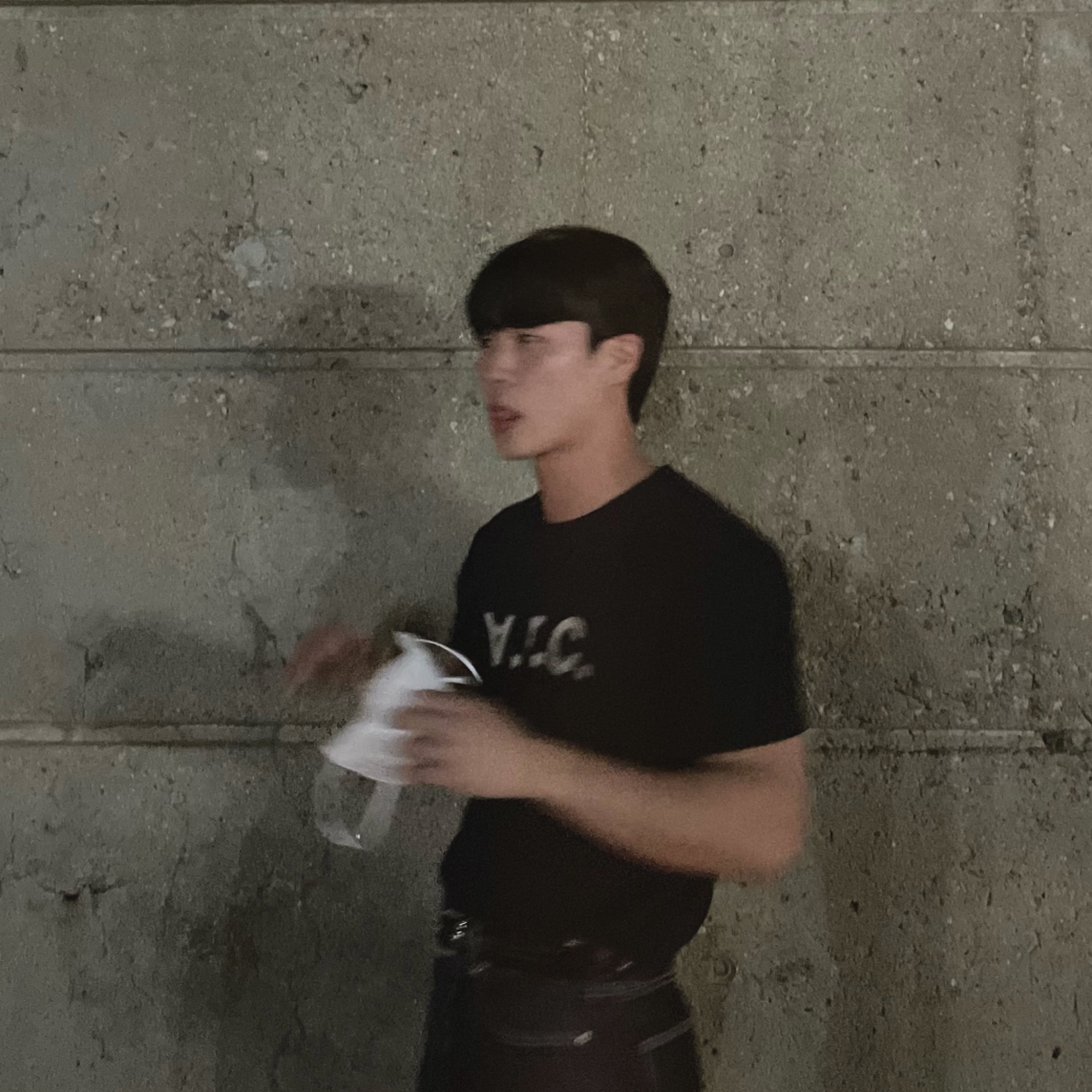 KREAM 프로필 이미지