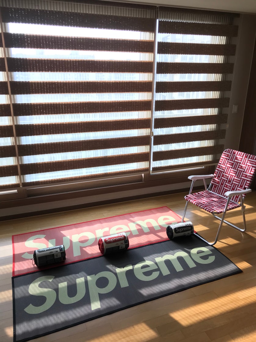 SS20 Supreme Straw Mat Black マット ござ Supreme Woven Straw Mat (SS20) - $40