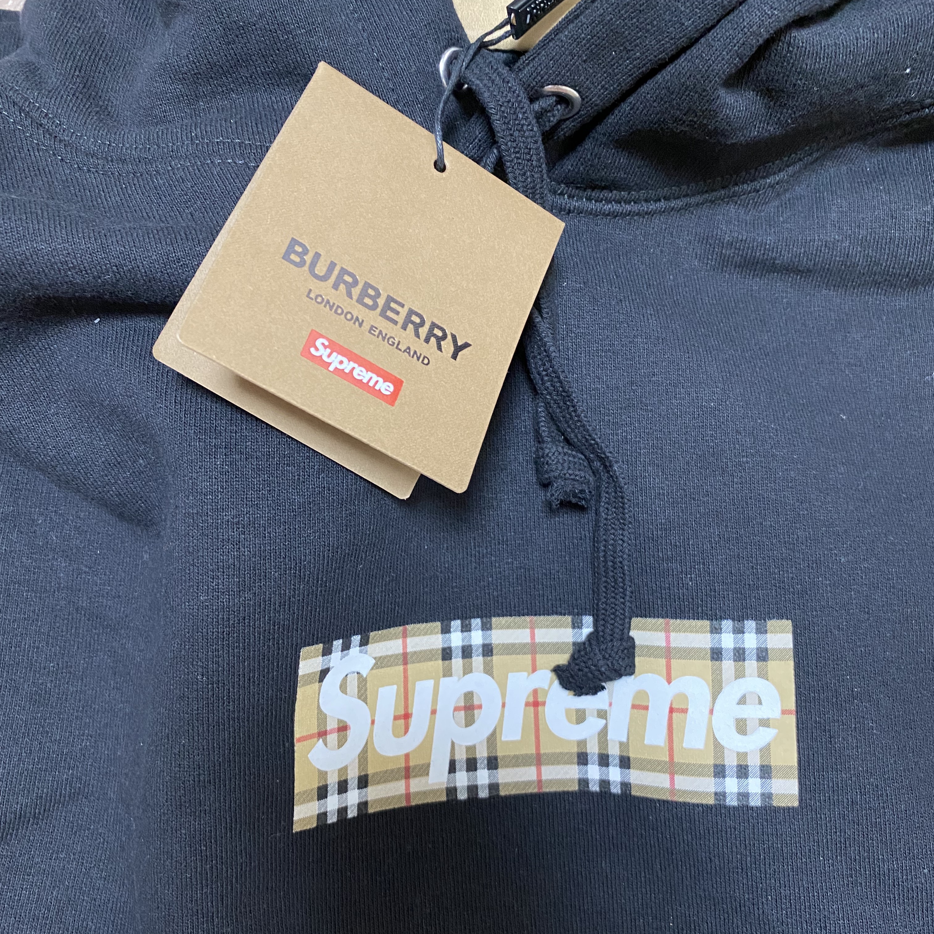 Supreme x Burberry Box Logo Hooded Sweatshirt Black - 22SS 착용 스타일