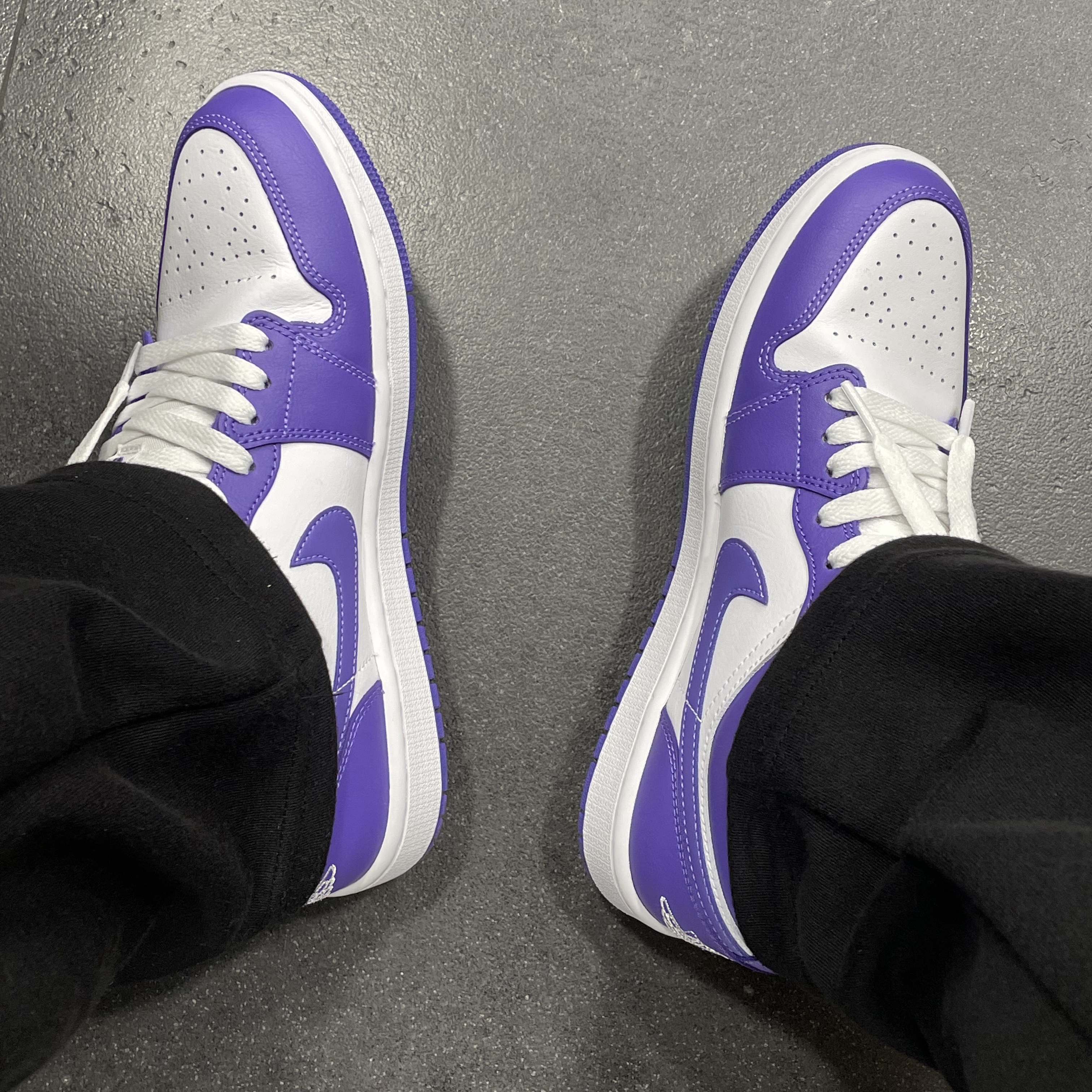 (W) Jordan 1 Low Psychic Purple 착용 스타일