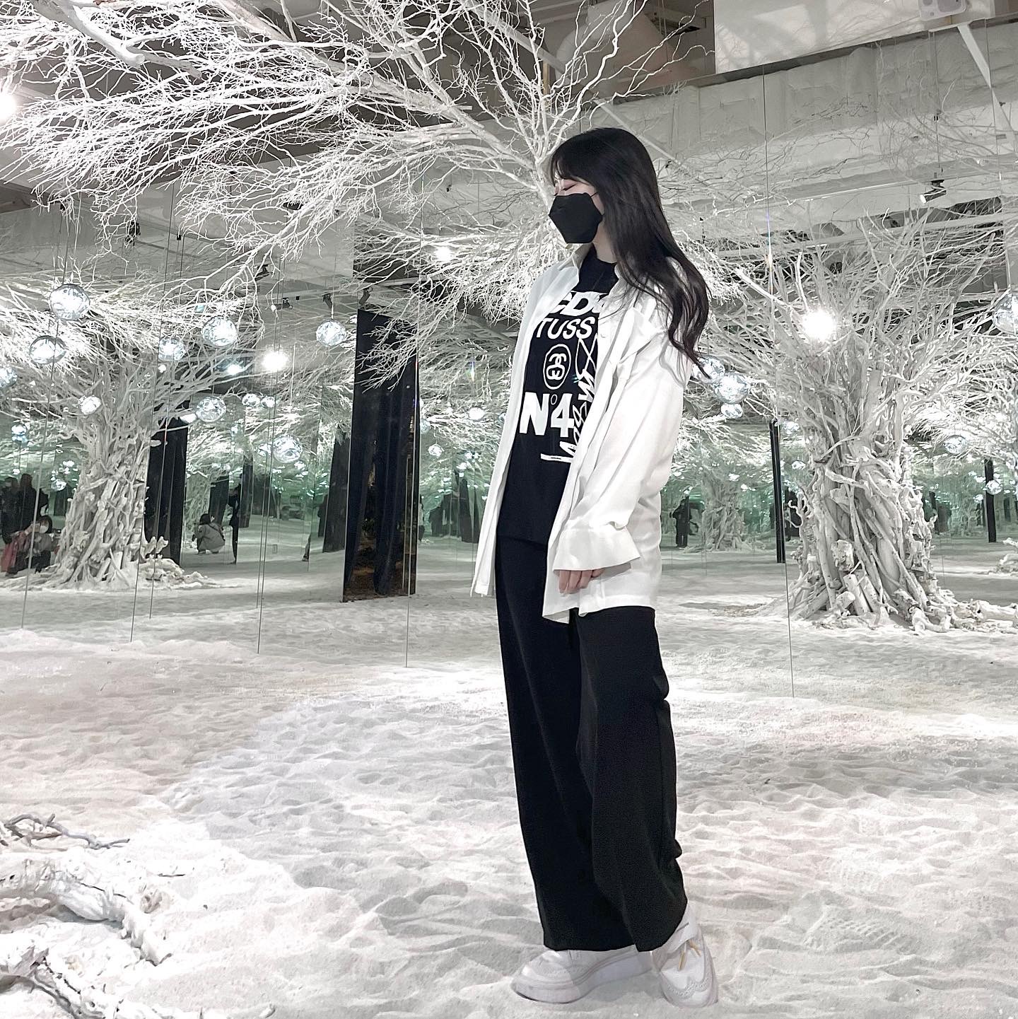 CDG x Stussy T-Shirt Black, Nike x Peaceminusone Kwondo1 White 착용 스타일