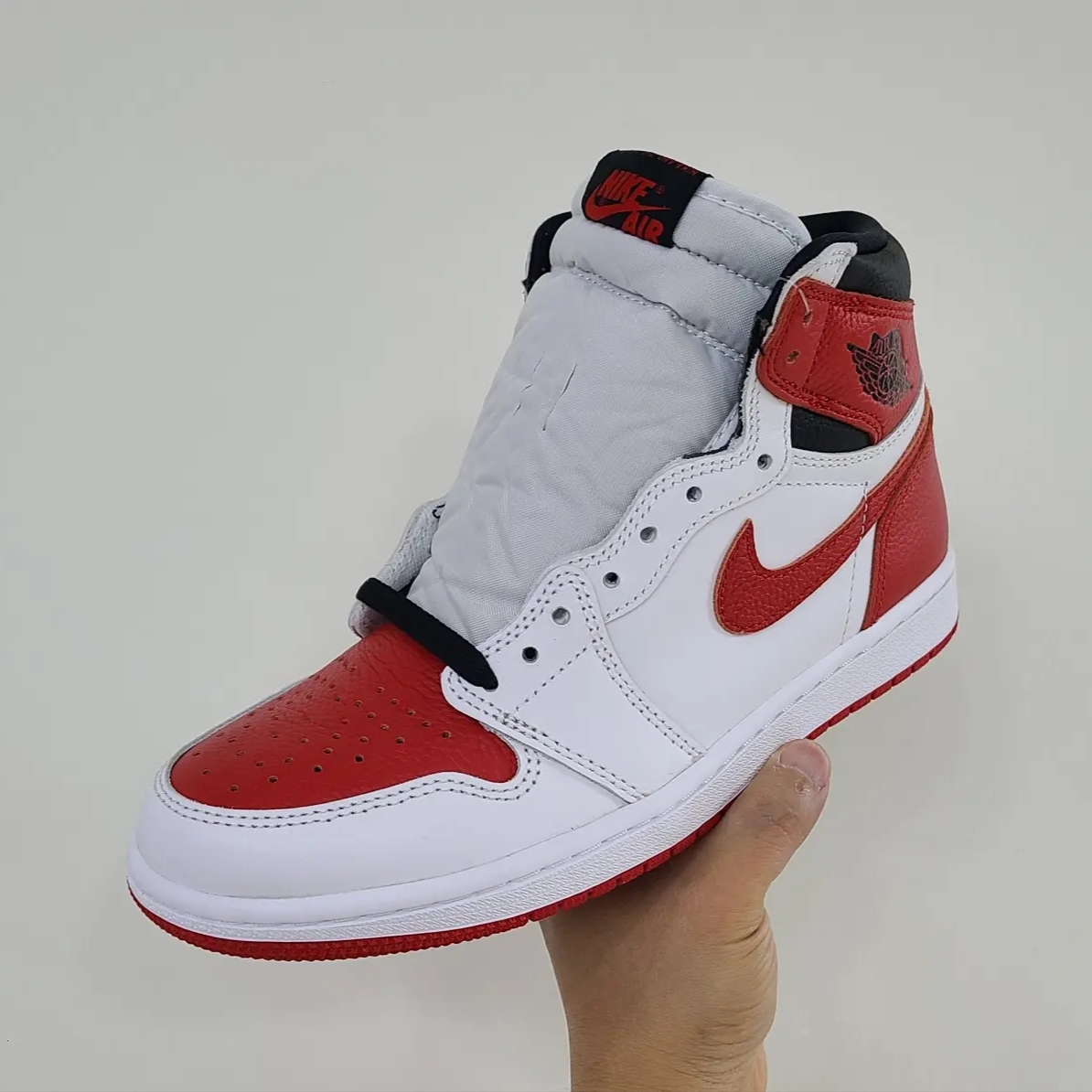 Jordan 1 Retro High OG Heritage 착용 스타일 - 1