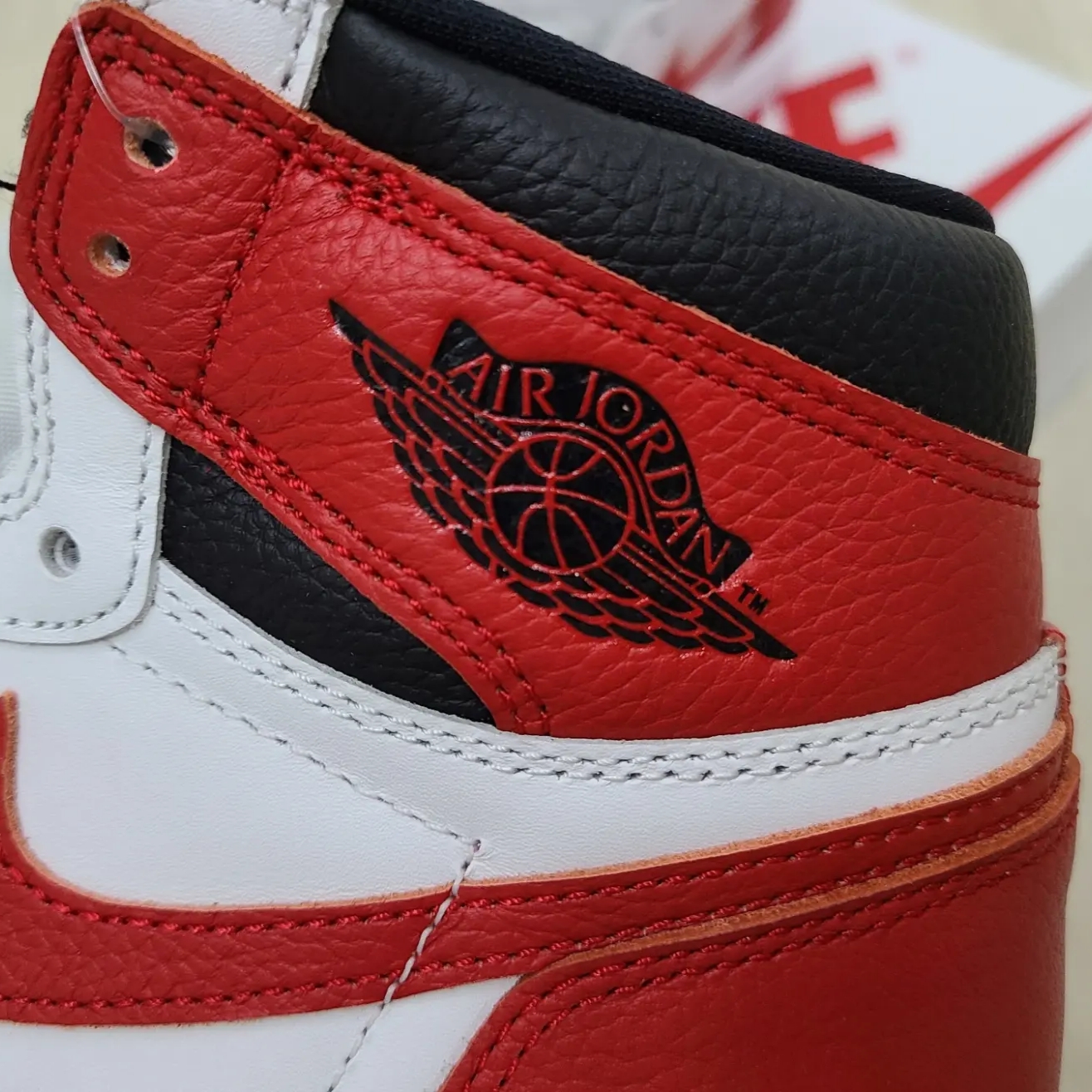 Jordan 1 Retro High OG Heritage 착용 스타일 - 3