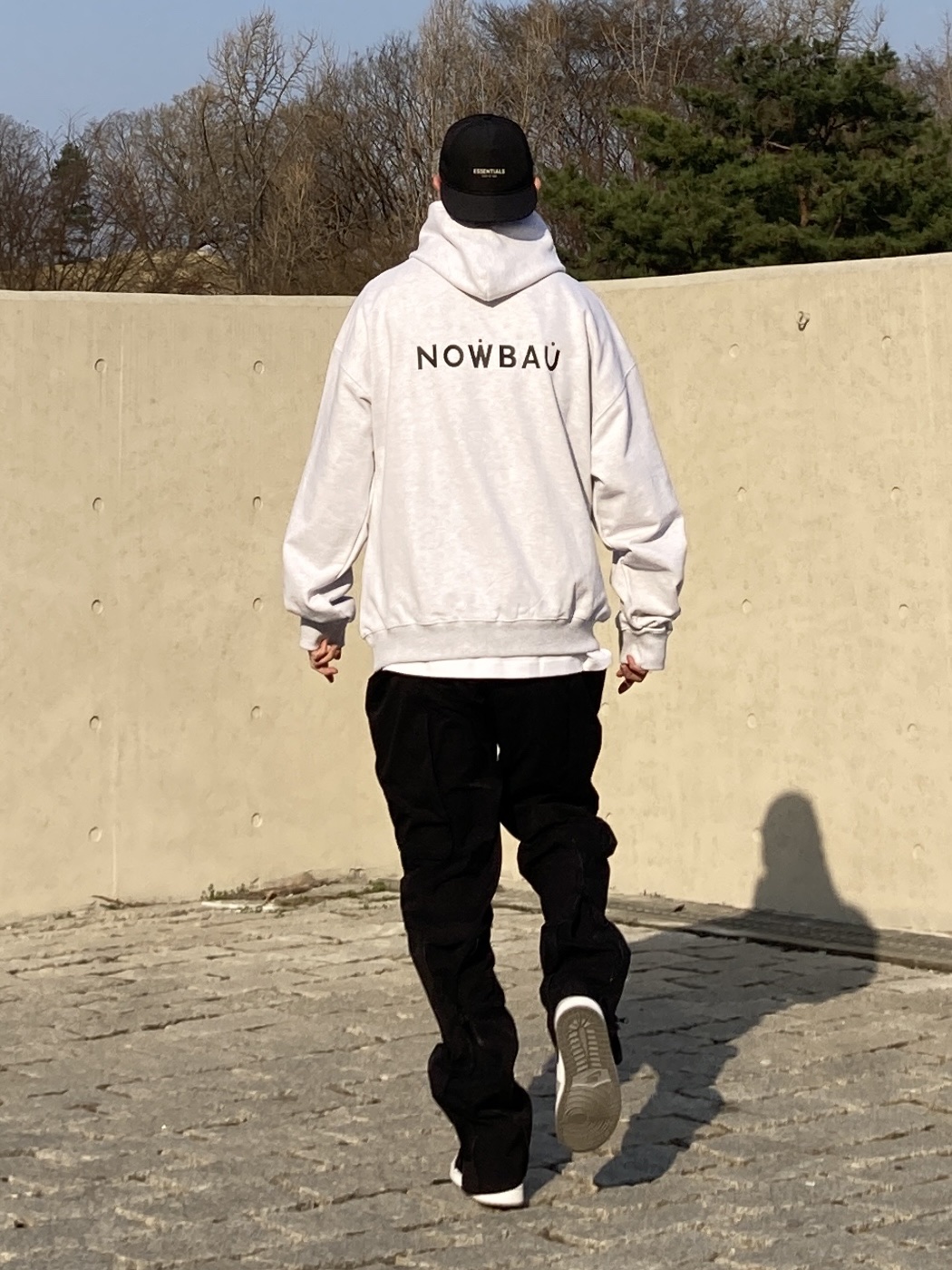 Essentials x New Era Retro Crown Strapback Black, Jordan 1 Mid Light Smoke Grey Anthracite 착용 스타일 - 2