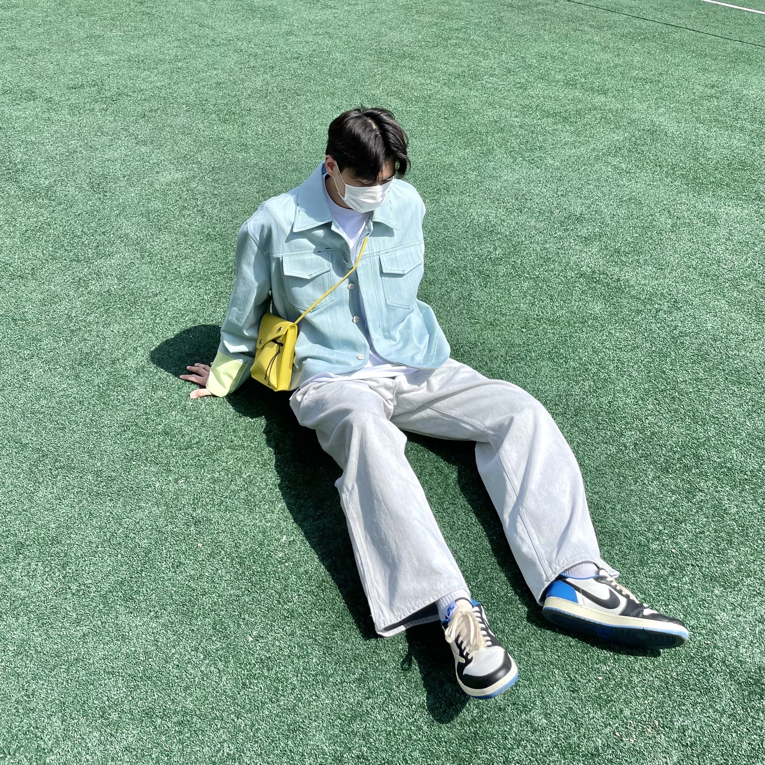 Jordan 1 x Travis Scott x Fragment Retro Low OG SP Military Blue 착용 스타일