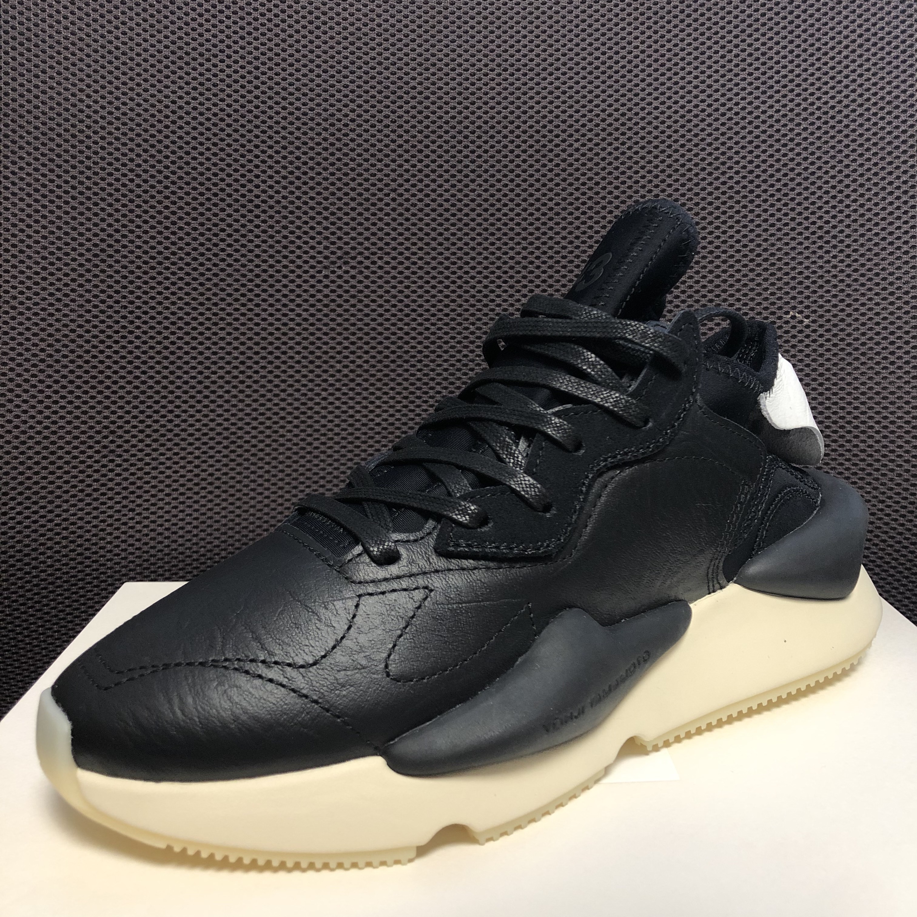 Y-3 Kaiwa Black White 착용 스타일