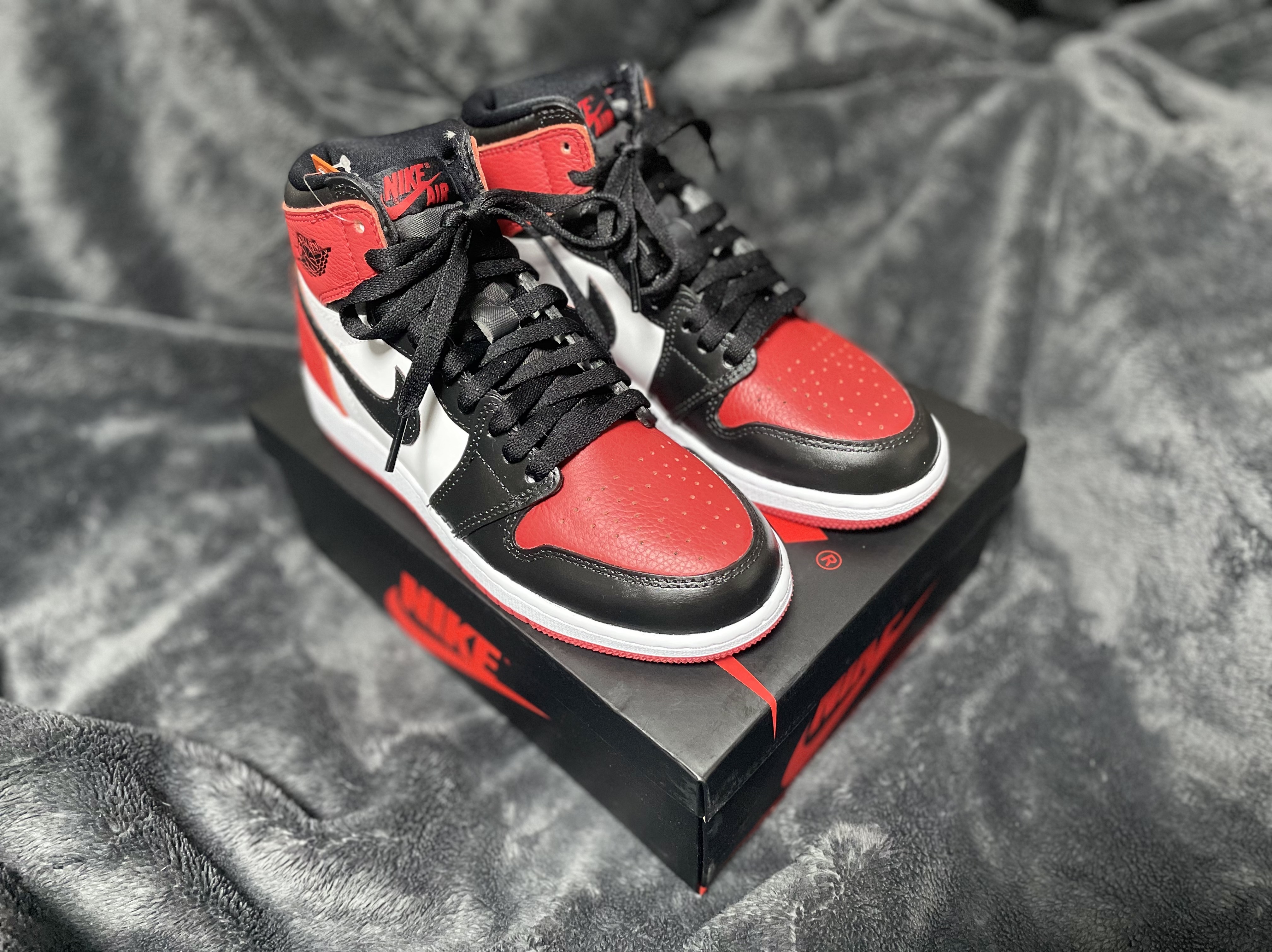 (GS) Jordan 1 Retro High OG Heritage, Jordan 1 Retro High OG Heritage 착용 스타일 - 1