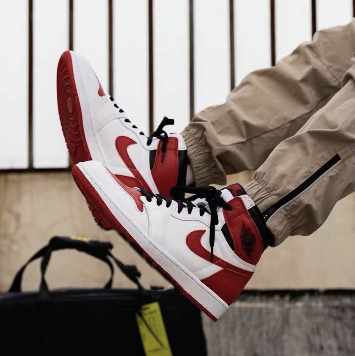Jordan 1 Retro High OG Heritage 착용 스타일 - 3