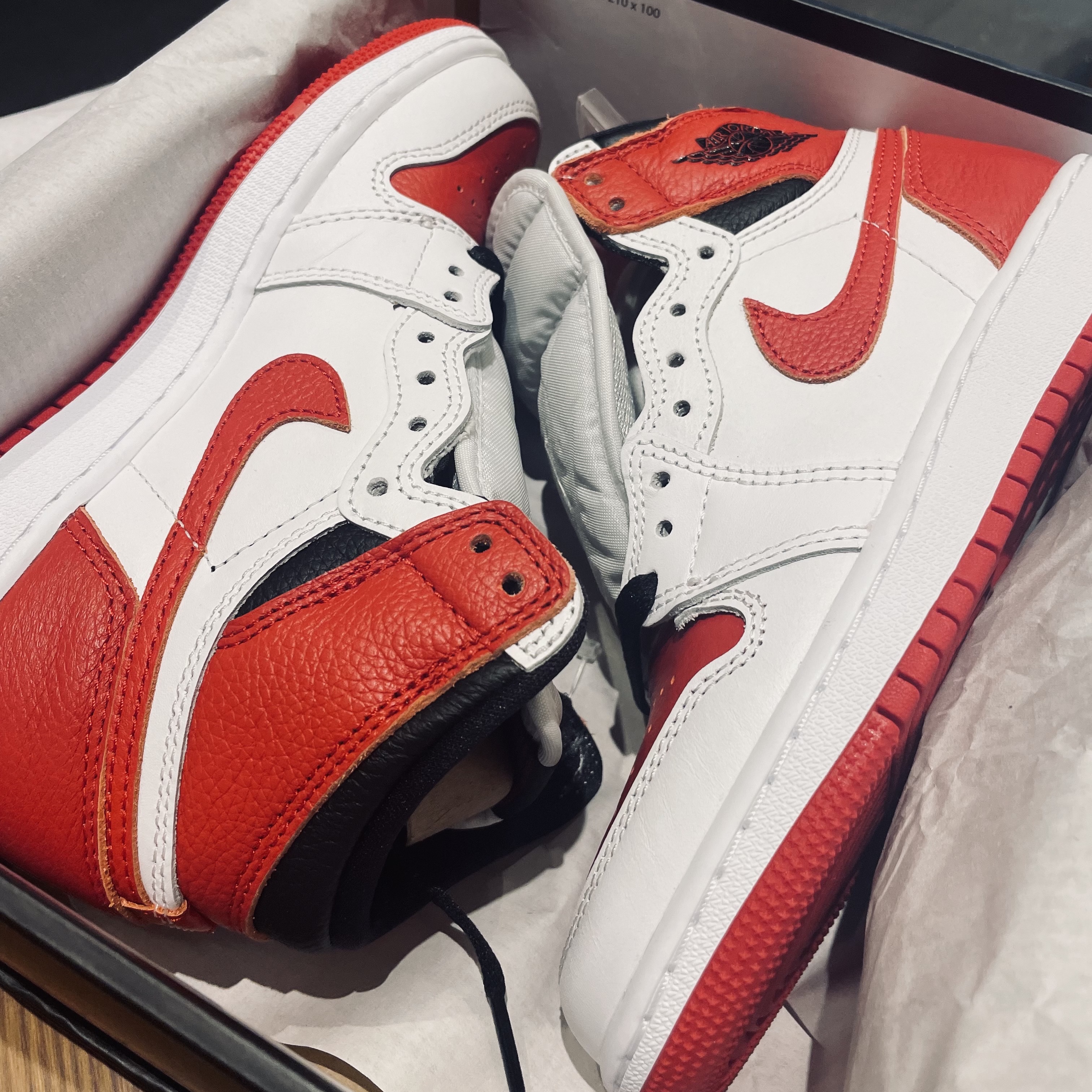 Jordan 1 Retro High OG Heritage 착용 스타일