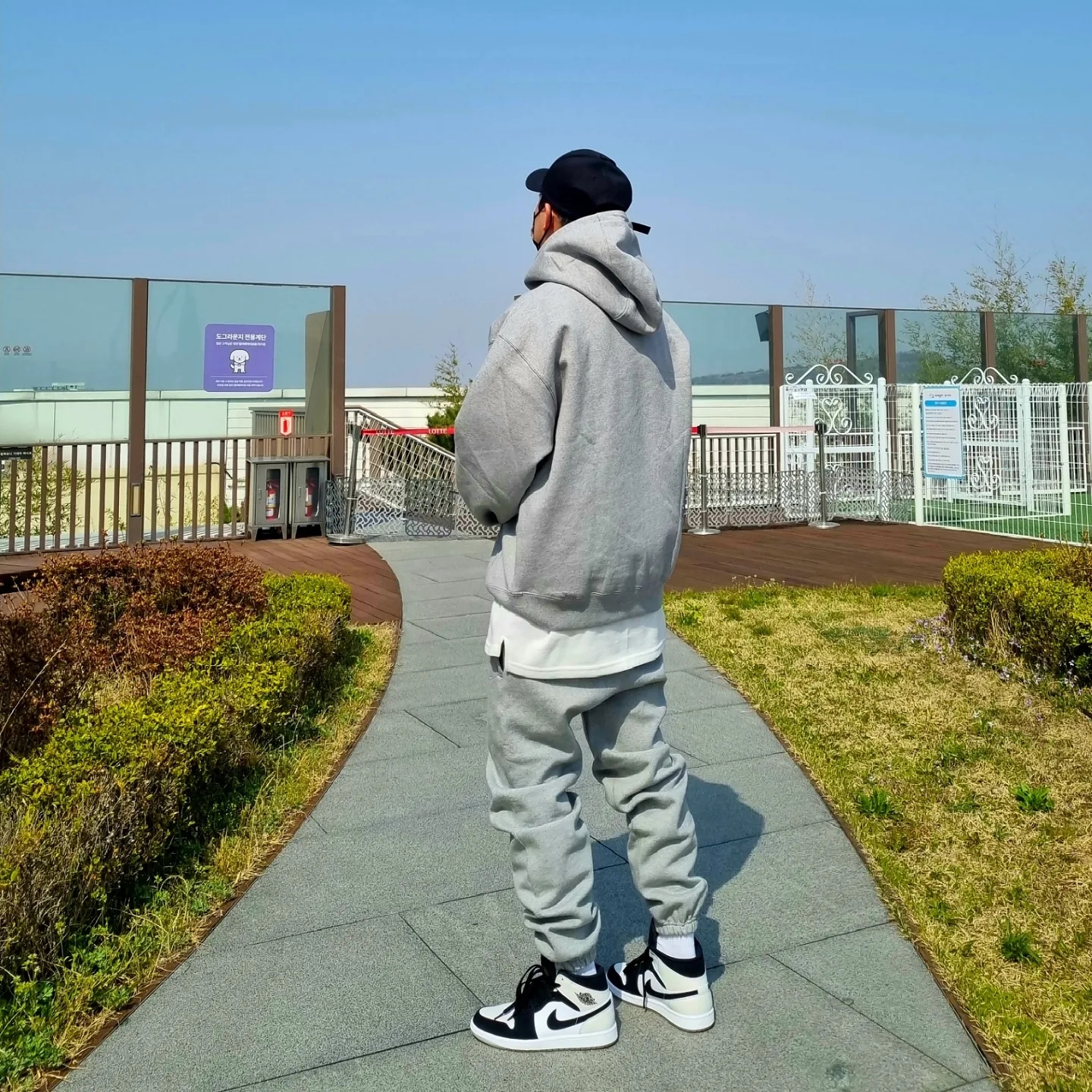 Nike NRG Solo Swoosh Fleece Hoodie Dark Grey Heather - US/EU, (W) Nike NRG Solo Swoosh Fleece Pants Dark Grey Heather - Asia 착용 스타일 - 2