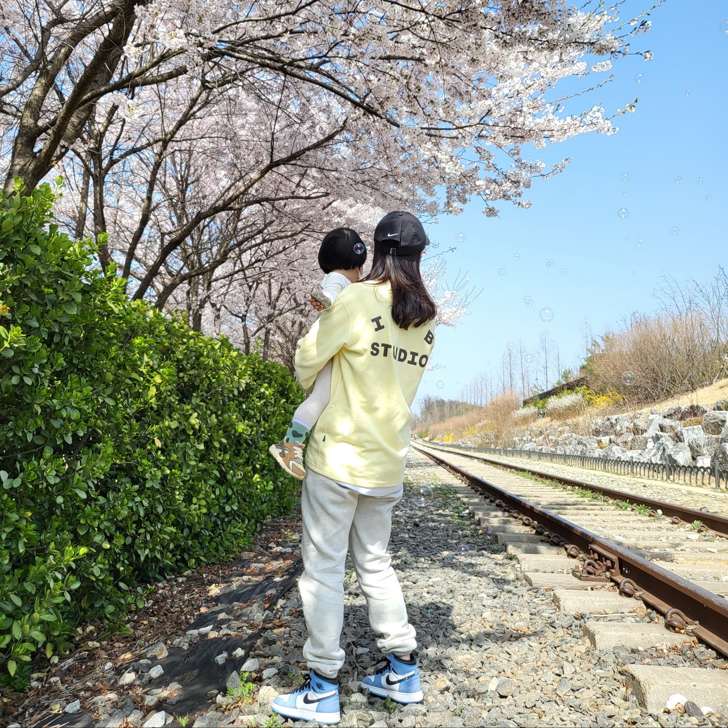 Nike H86 Korea Cap Black, IAB Studio Long Sleeve Lemon 착용 스타일