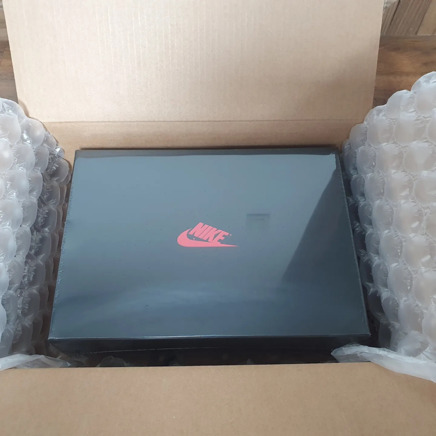(W) Jordan 1 Elevate Low White and Wolf Grey 착용 스타일 - 1