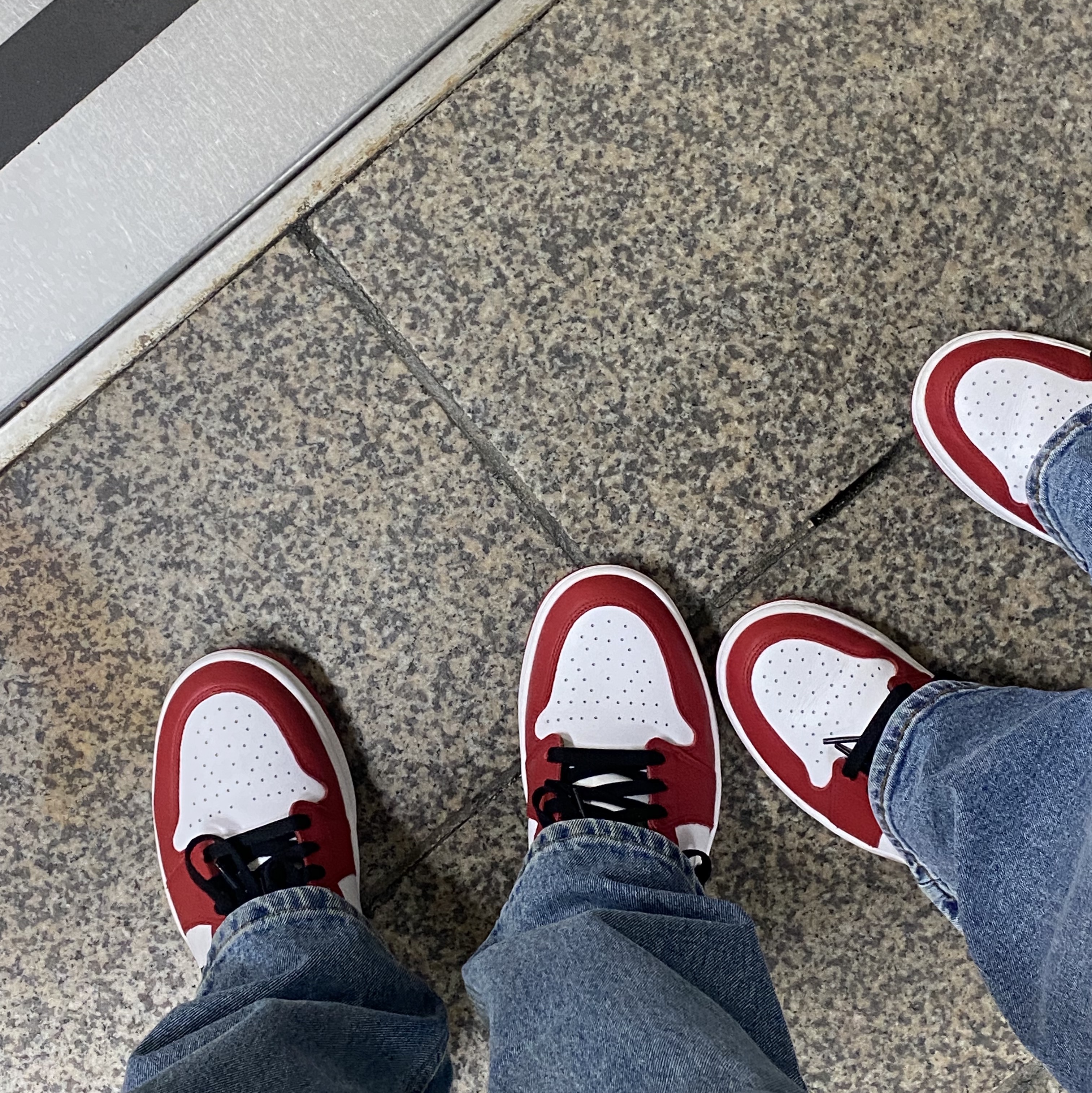 Jordan 1 Low Golf Chicago 착용 스타일