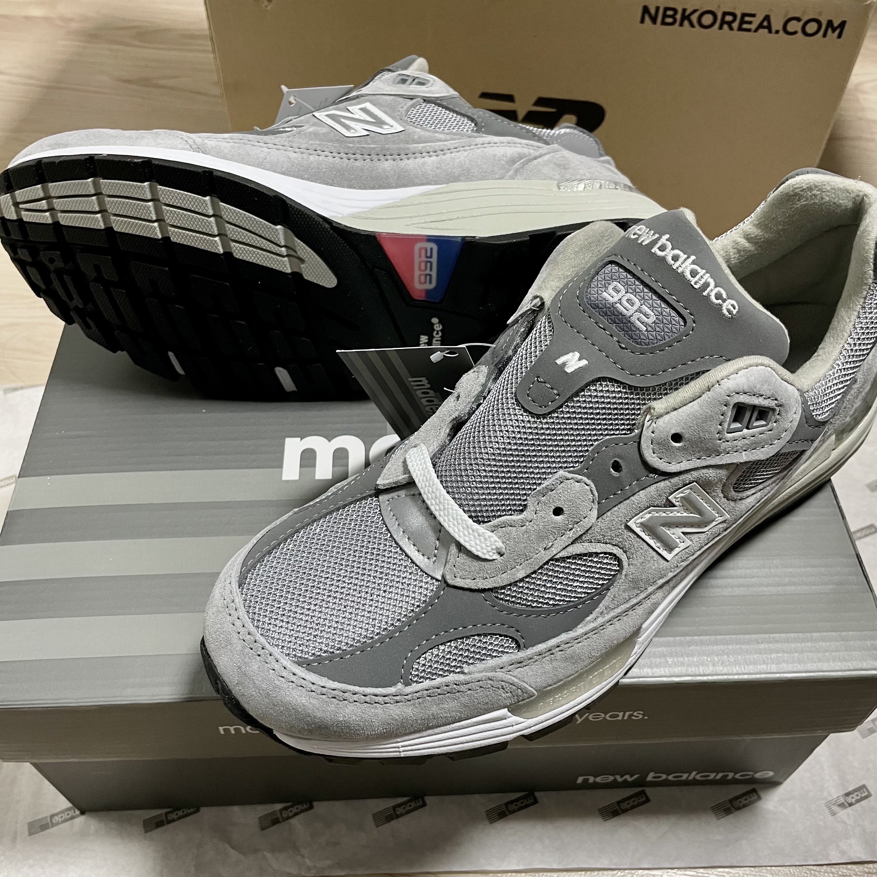 New Balance 992 Made in USA Grey - D Standard 착용 스타일 - 3