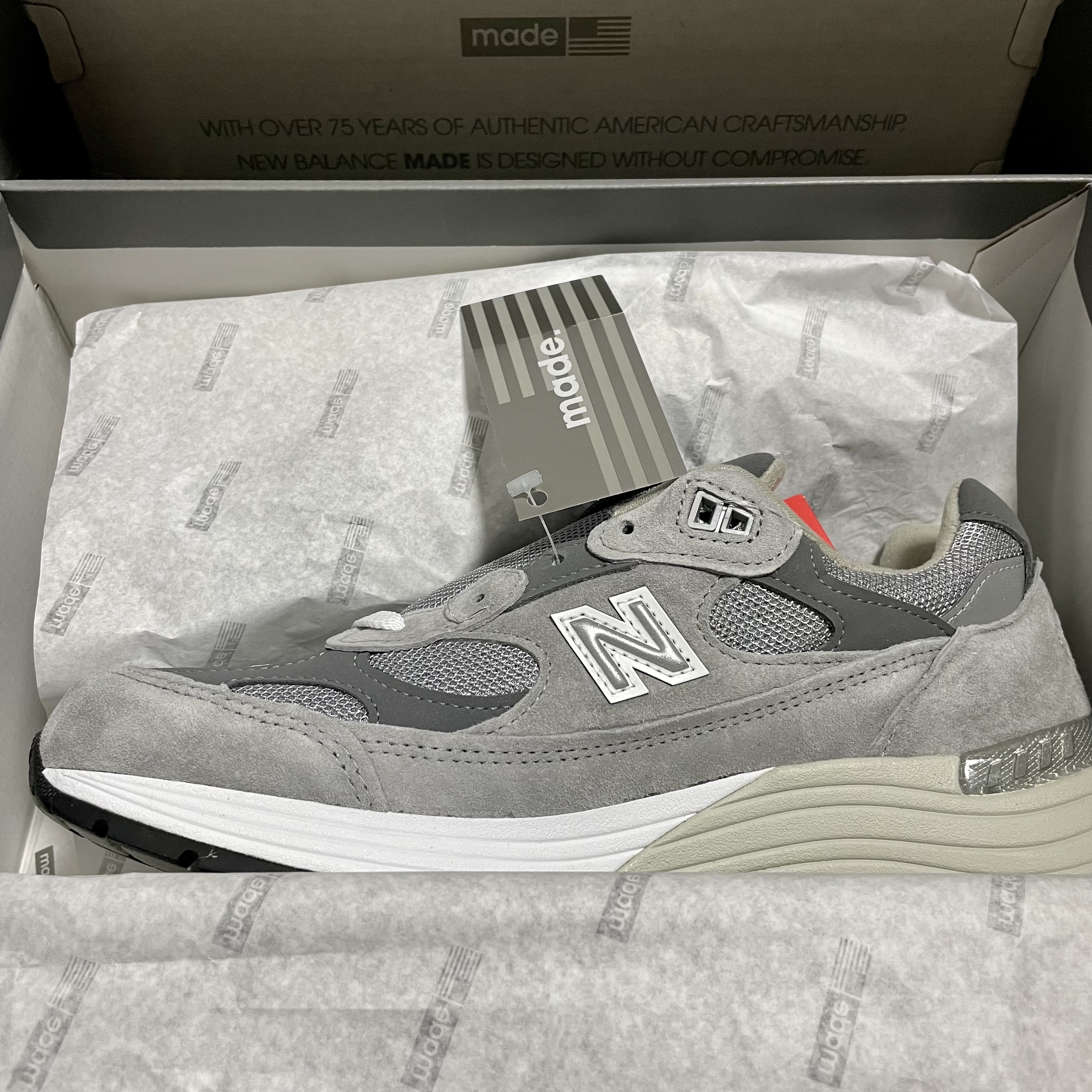 New Balance 992 Made in USA Grey - D Standard 착용 스타일 - 1