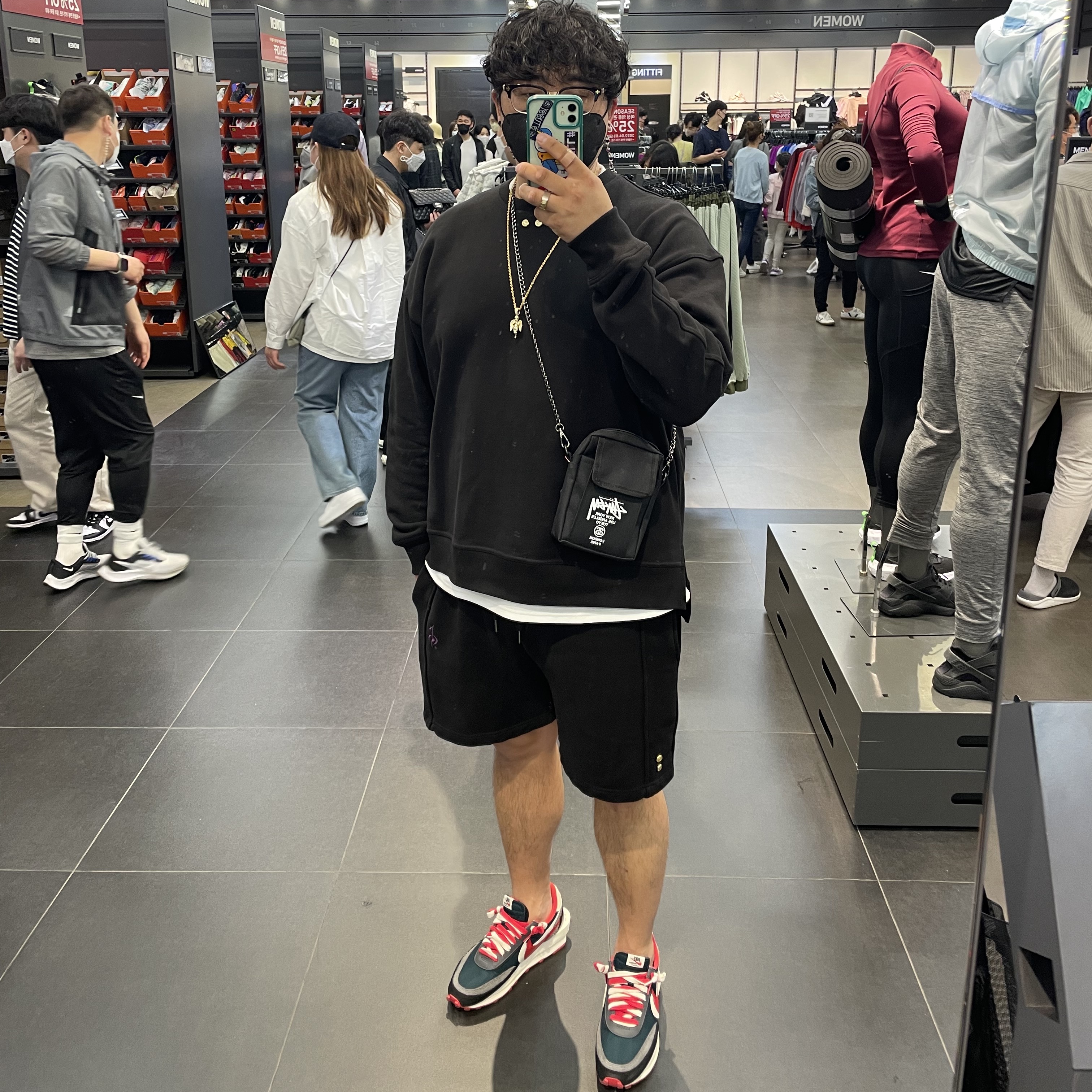 Nike x Sacai x Undercover LDWaffle Midnight Spruce University Red 착용 스타일 - 1
