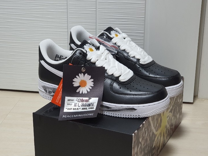 Nike x Peaceminusone Air Force 1 Low Para-Noise 착용 스타일 - 3