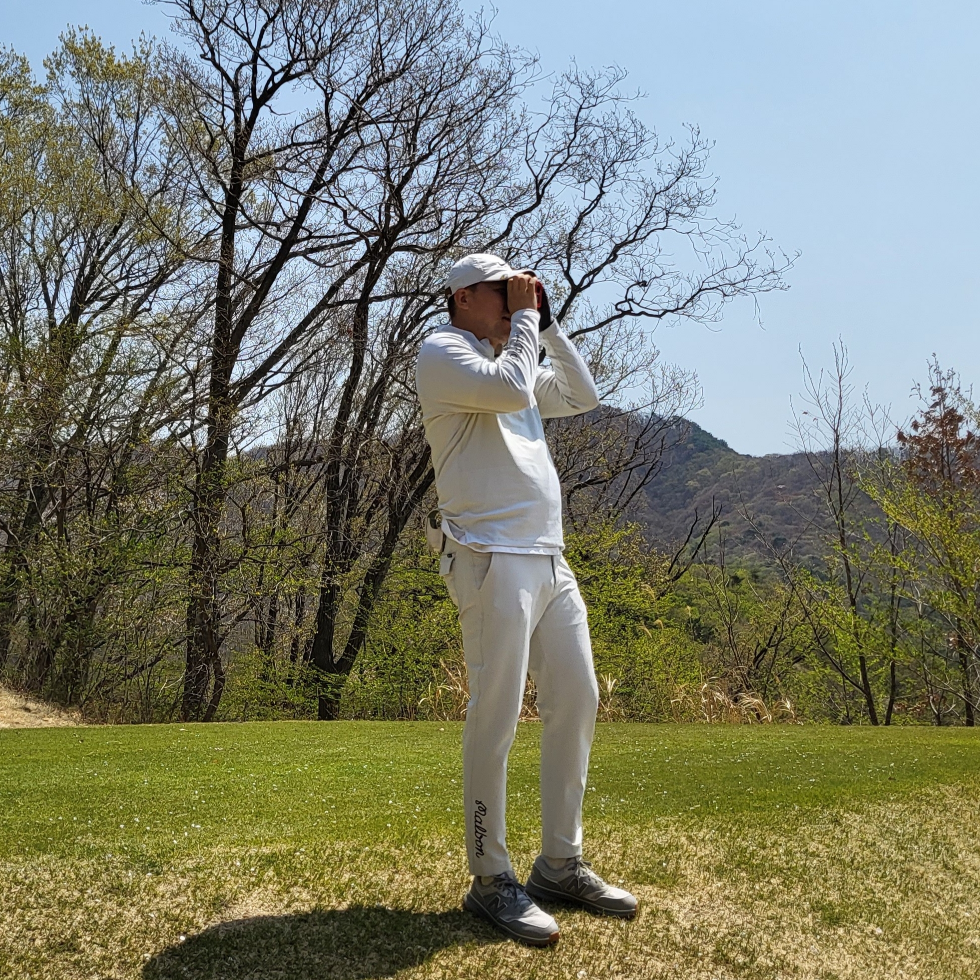New Balance x Malbon 997 Golf Grey, Malbon Golf x Nike Dri-Fit Vapor Half Zip Photon Dust 착용 스타일