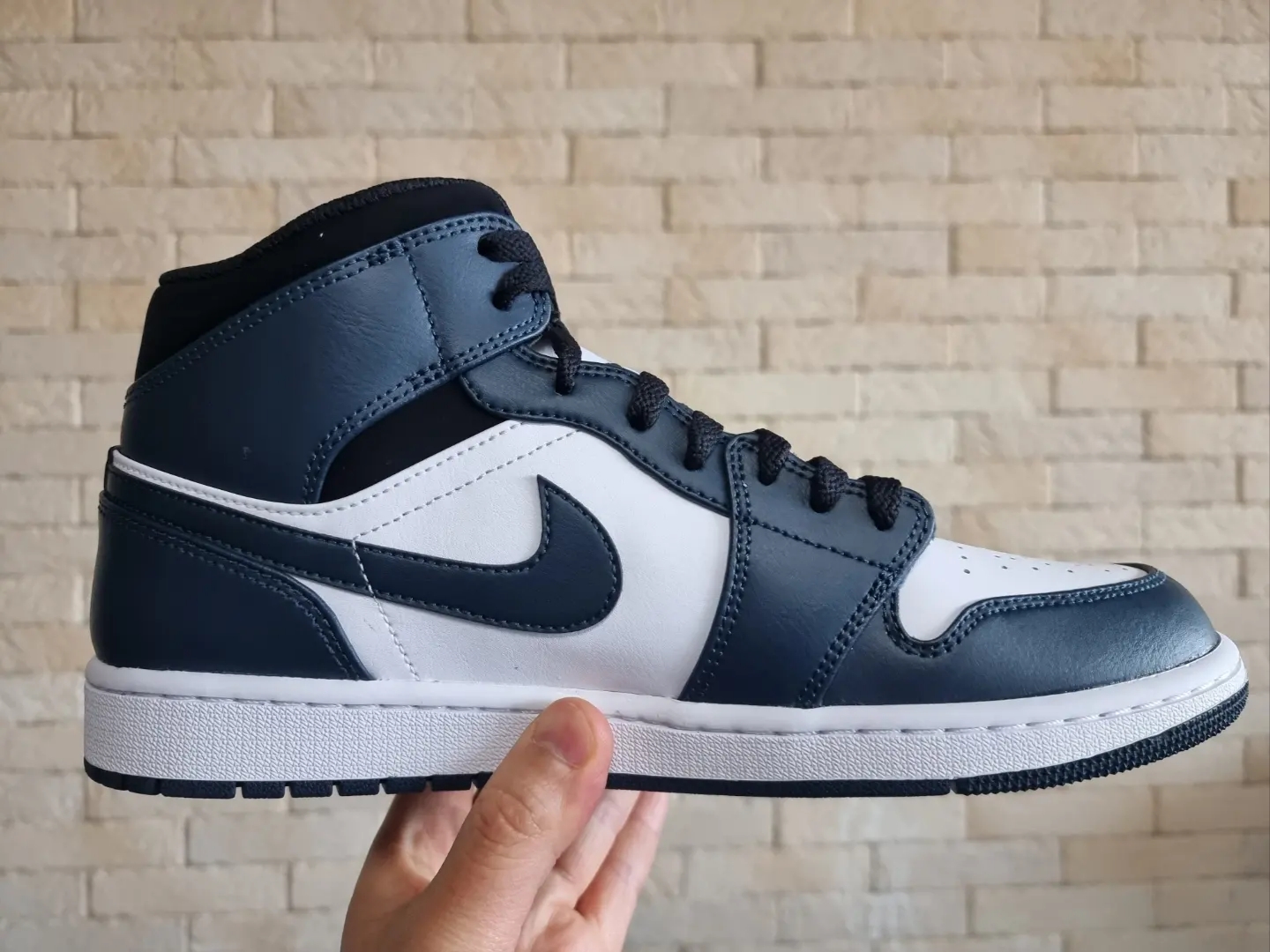 Jordan 1 Mid Dark Teal 착용 스타일 - 3