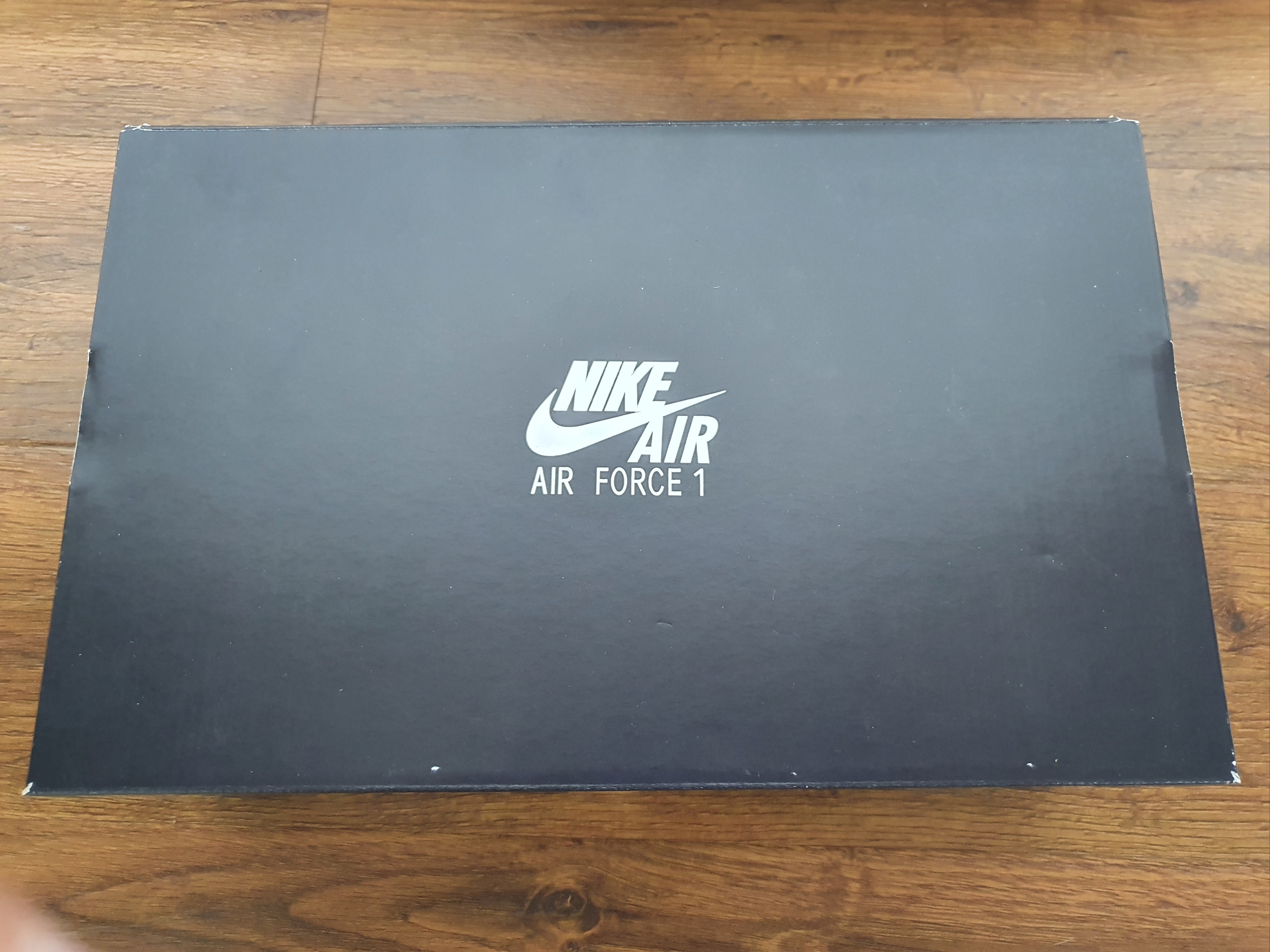 (W) Nike Air Force 1 Fontanka White 착용 스타일 - 1