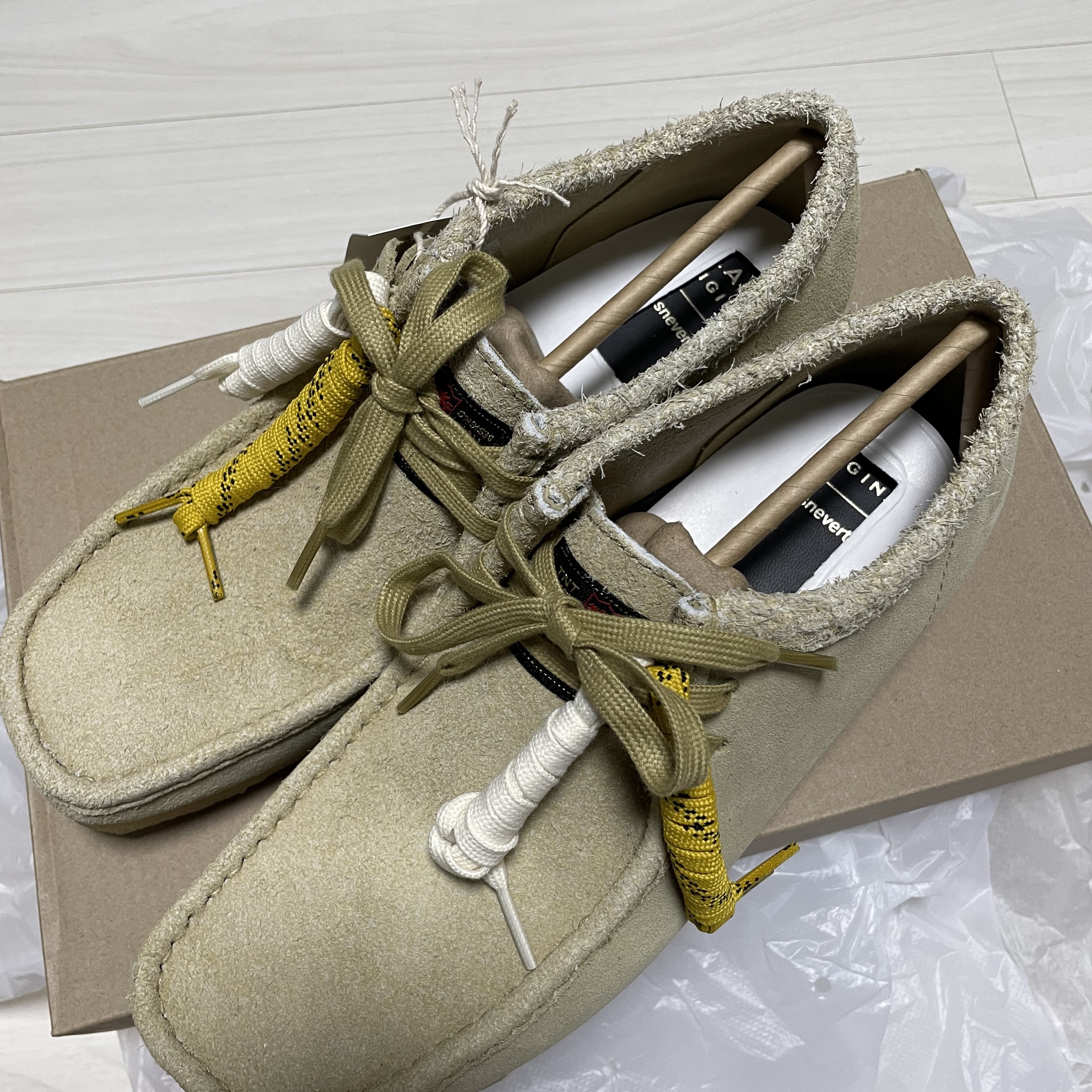 Clarks x Thisisneverthat Wallabee Maple 착용 스타일 - 3