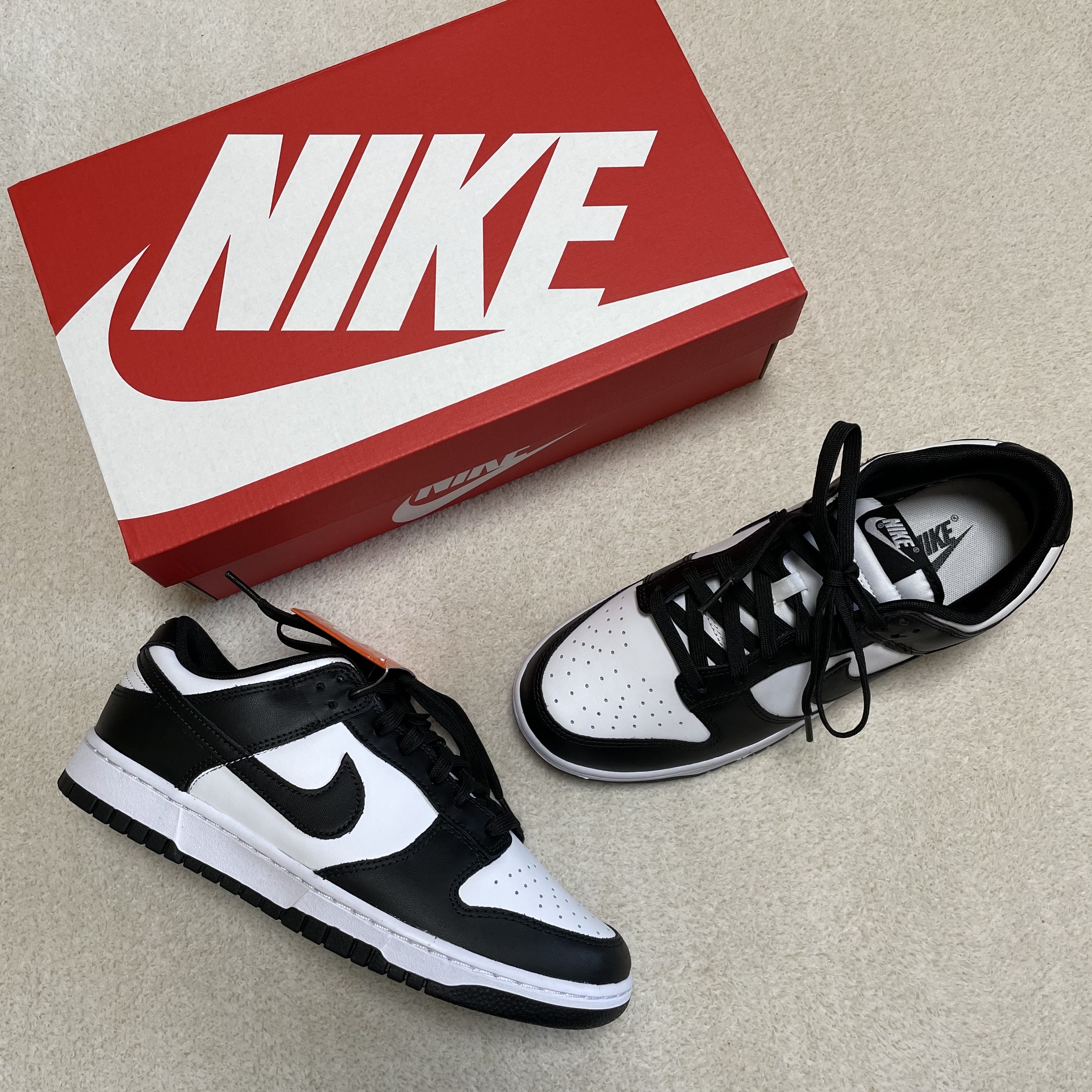 Nike Dunk Low Retro Black 착용 스타일 - 1