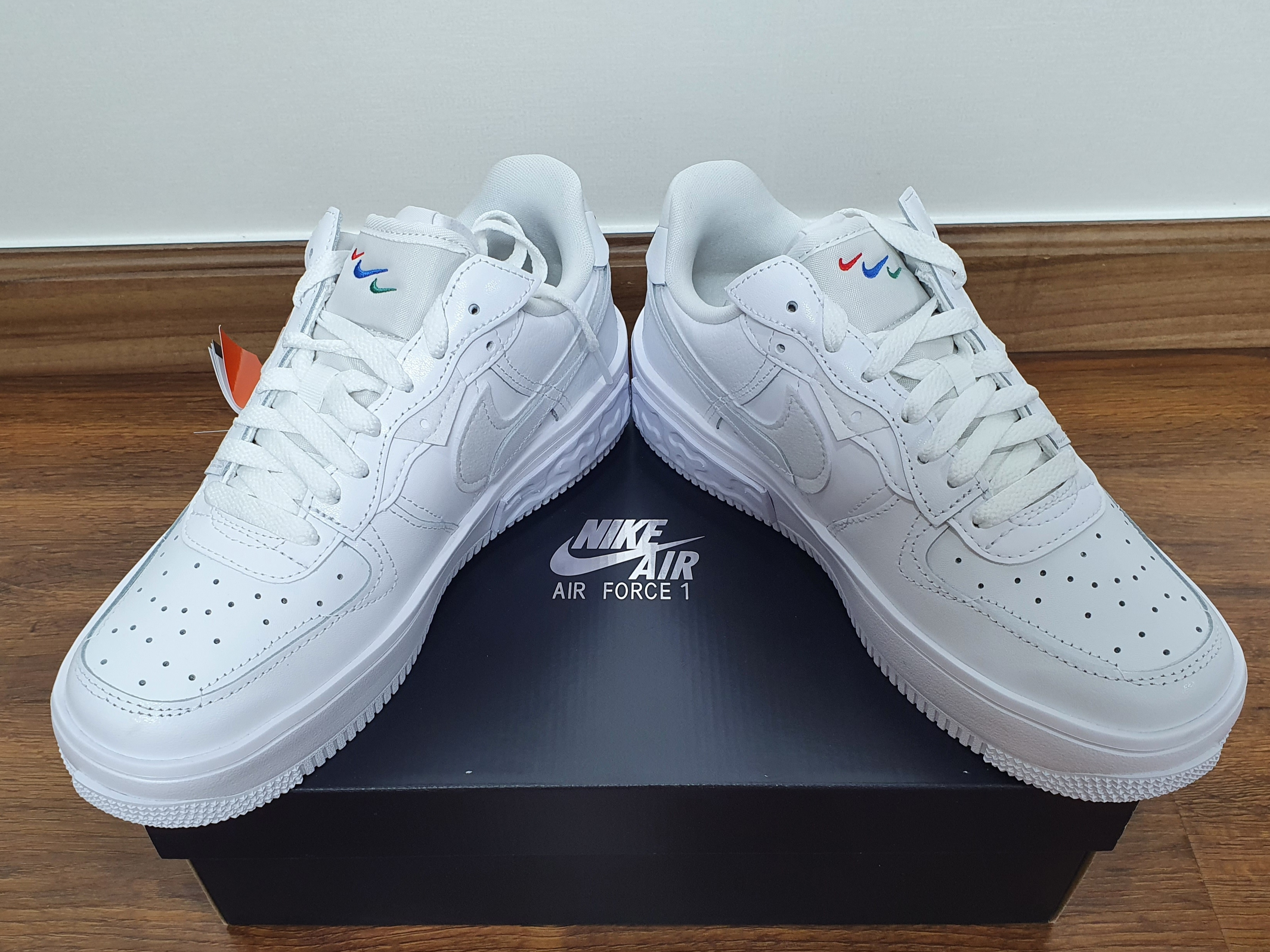 (W) Nike Air Force 1 Fontanka White 착용 스타일 - 5
