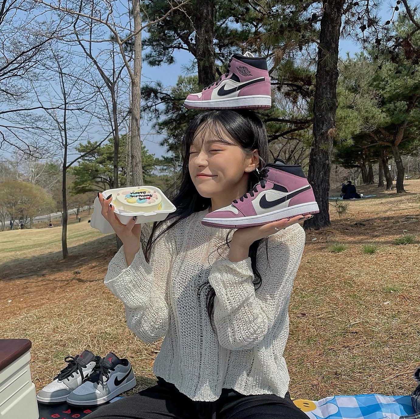 (W) Jordan 1 Mid SE Light Mulberry 착용 스타일 - 1