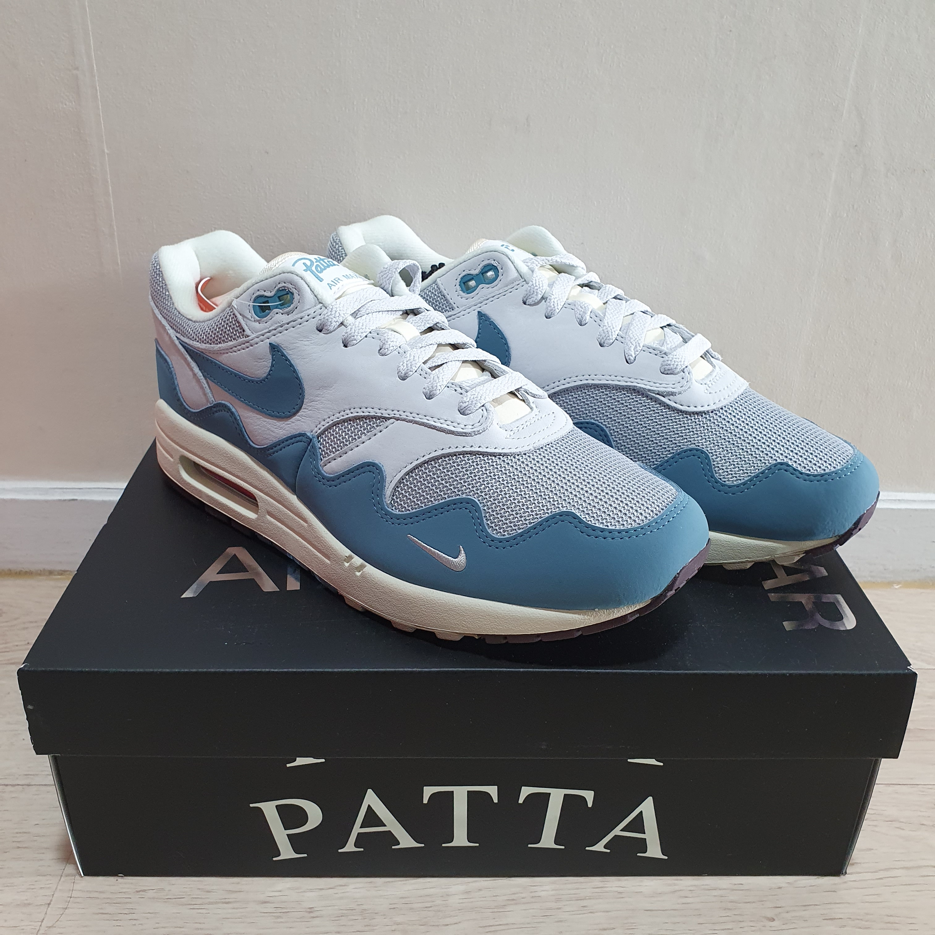 Nike x Patta Air Max 1 Noise Aqua 착용 스타일