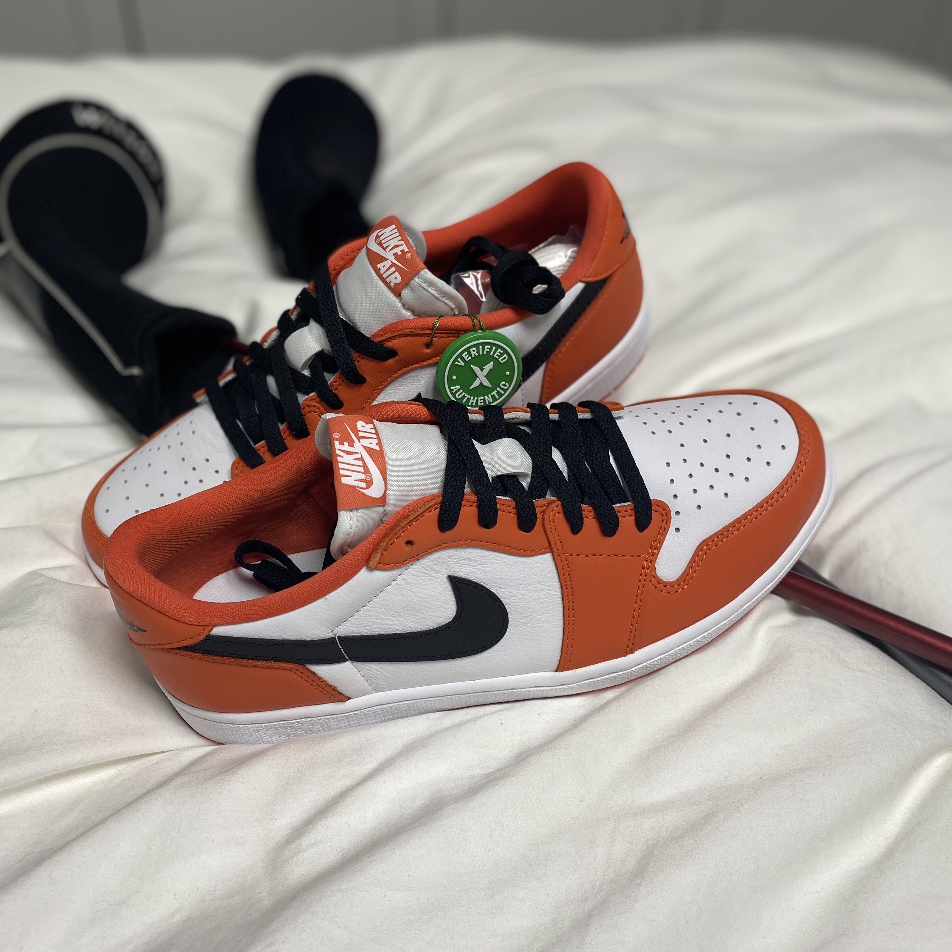 Jordan 1 Low Golf Chicago, Jordan 1 Low OG Starfish 착용 스타일 - 1
