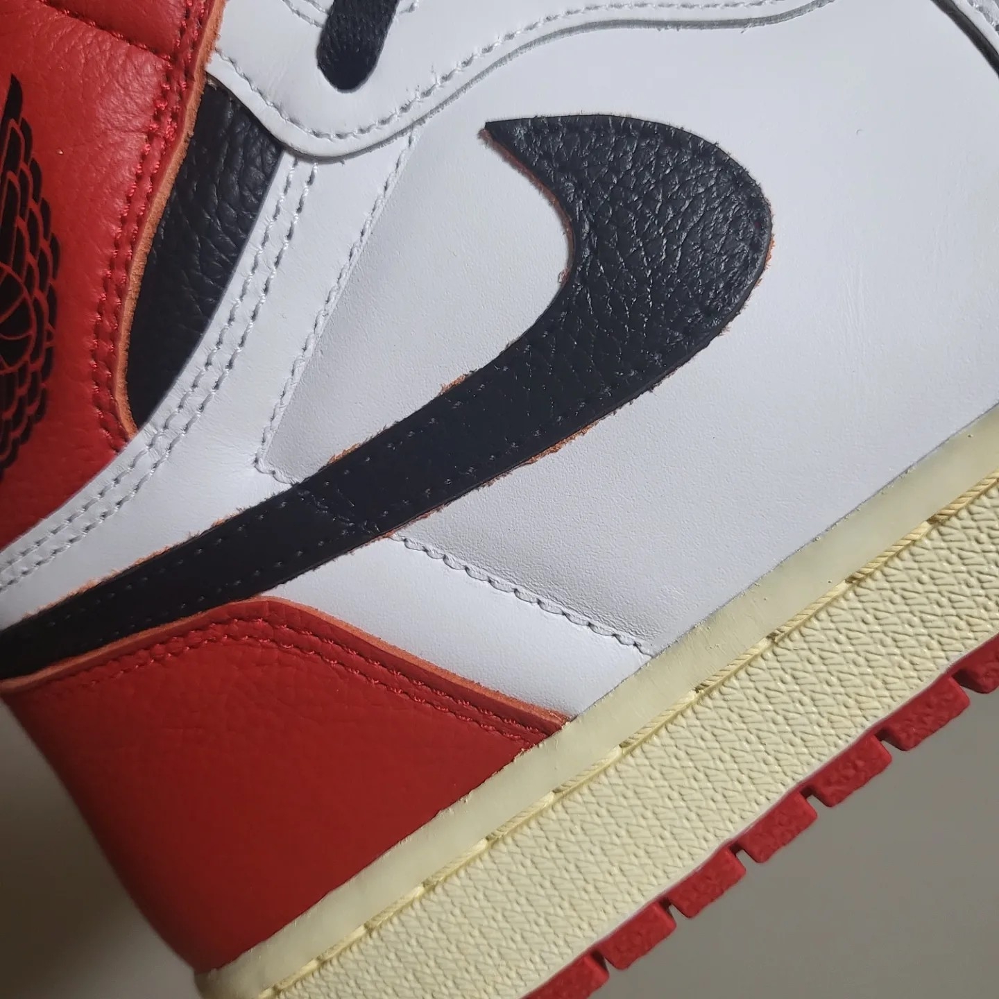 Jordan 1 Retro High OG Heritage 착용 스타일 - 3