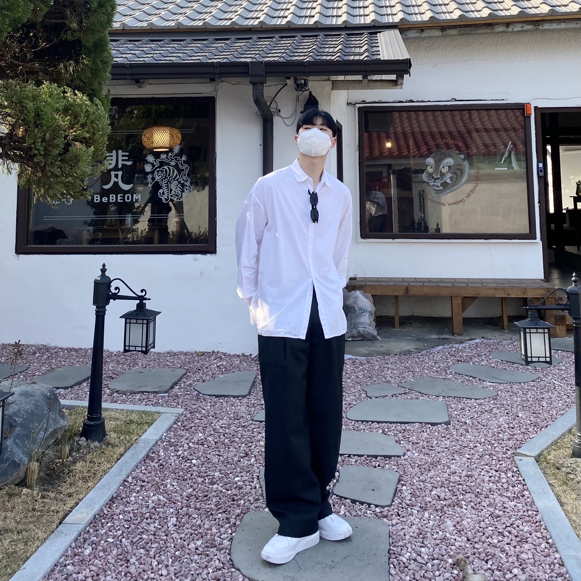 Nike x Peaceminusone Kwondo1 White 착용 스타일 - 1