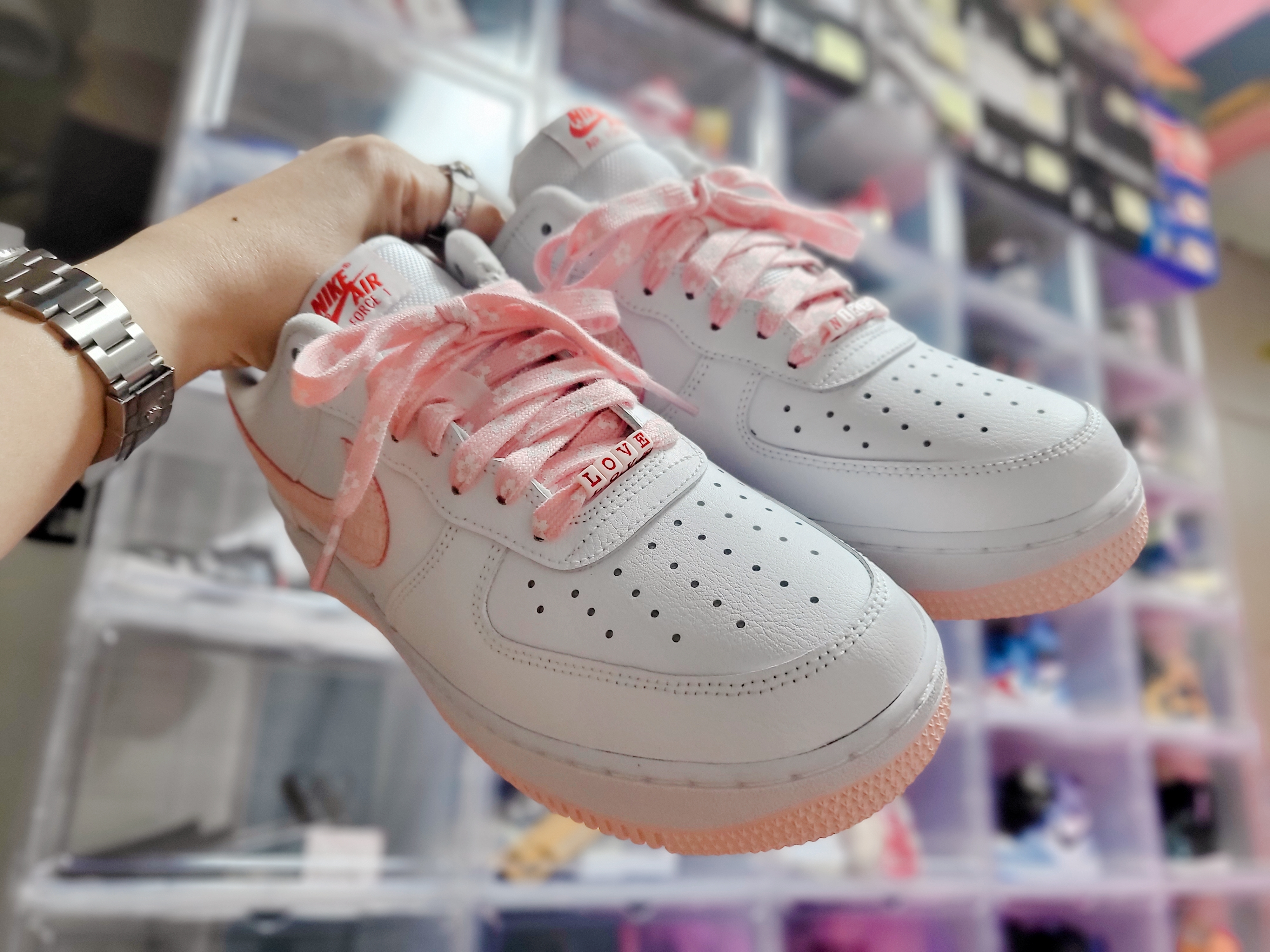 Nike Air Force 1 '07 Valentine's Day 2022, (W) Nike Air Force 1 '07 Valentine Day 2022 착용 스타일