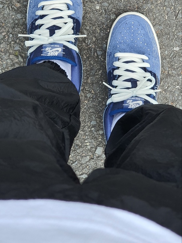 Nike SB Dunk Low Pro Mystic Navy 착용 스타일
