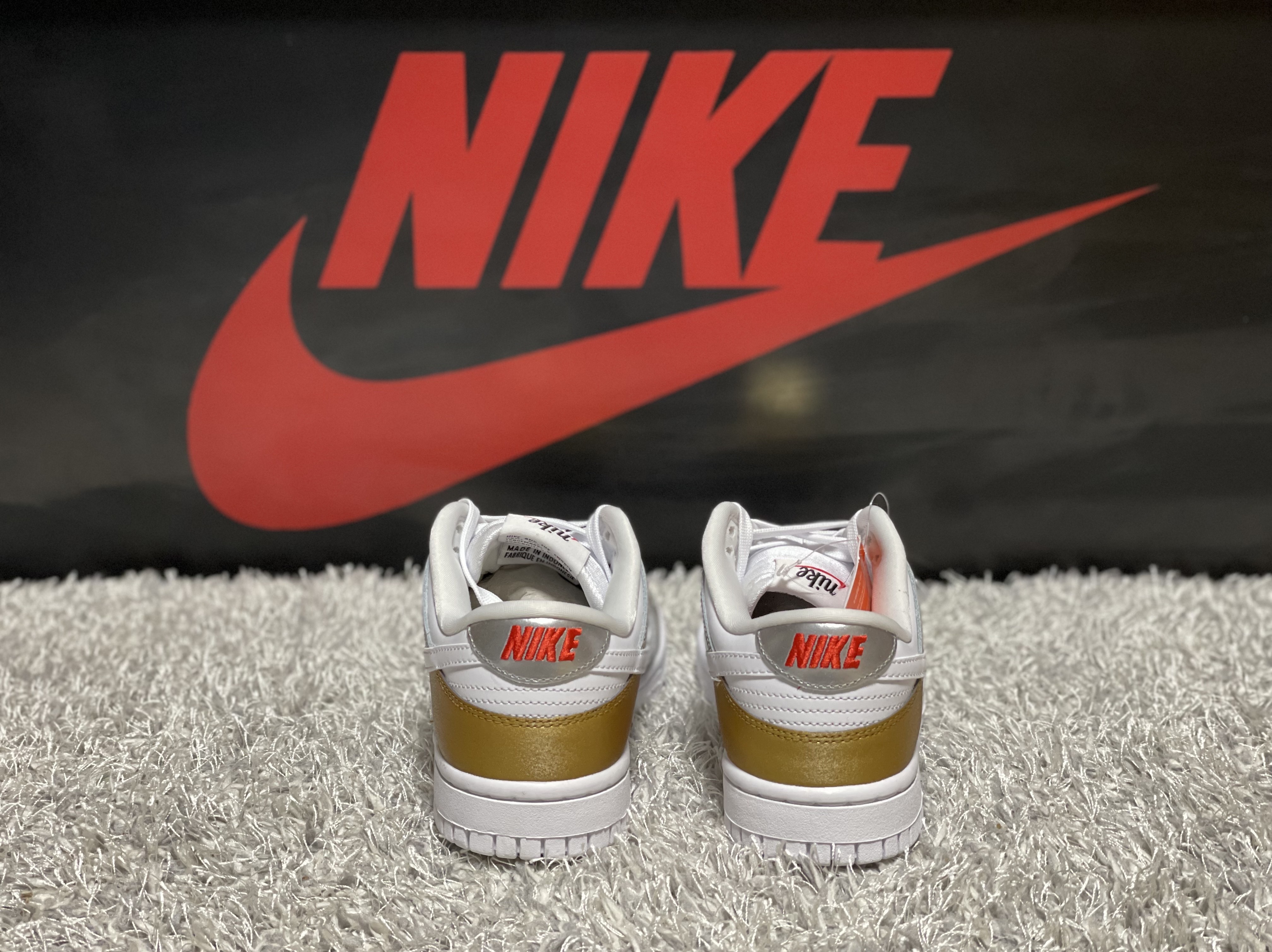(W) Nike Dunk Low SE Heirloom 착용 스타일 - 3