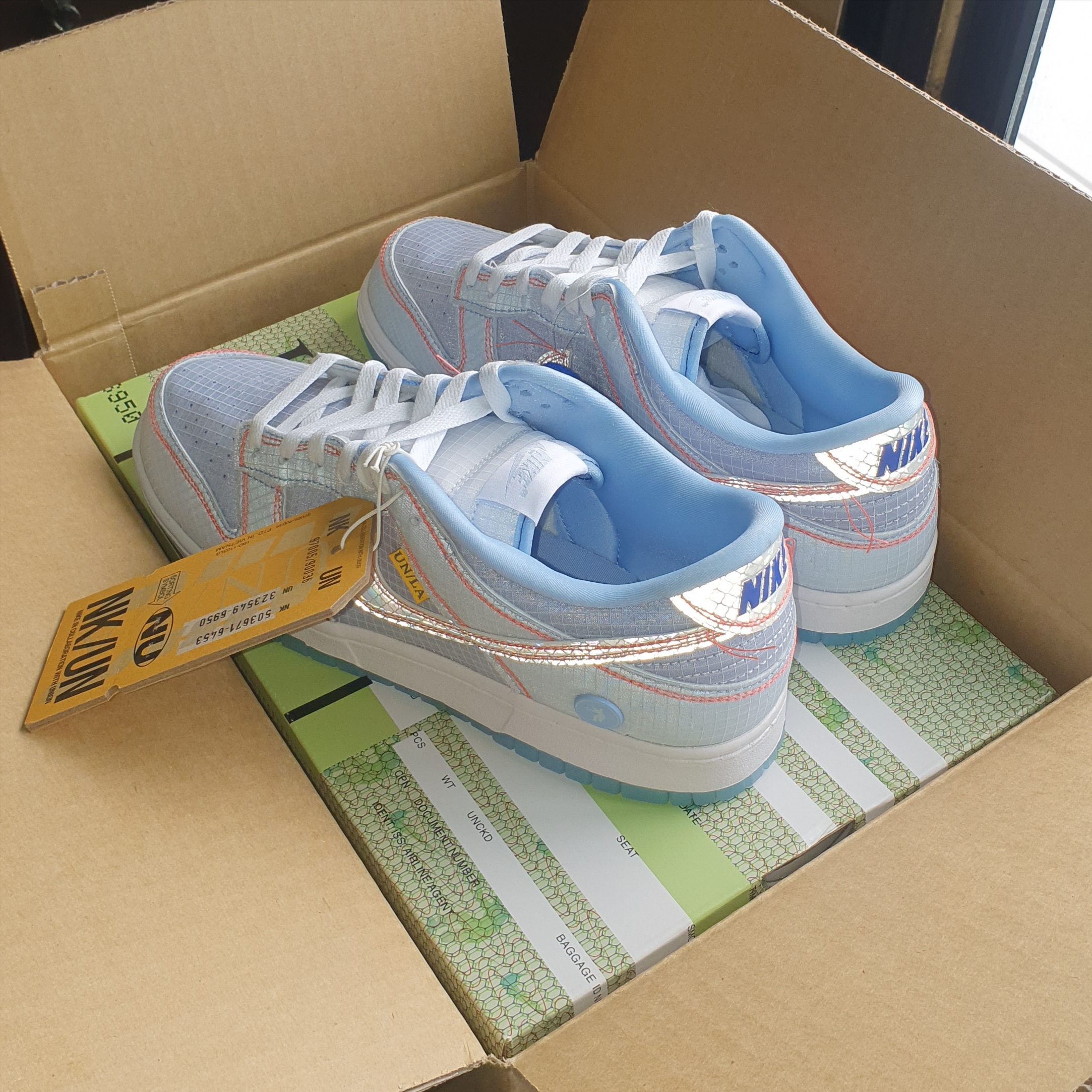 Nike x Union Dunk Low Passport Pack Argon 착용 스타일 - 5