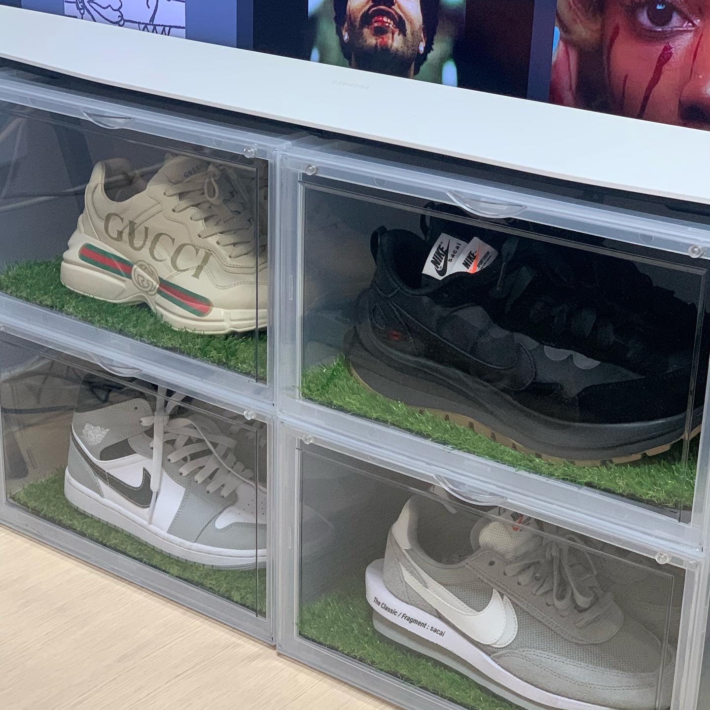 Gucci Rhyton Leather Sneakers Logo, Nike x Sacai x Fragment LDWaffle Light Smoke Grey μ°©μ© μ€νμΌ - 4