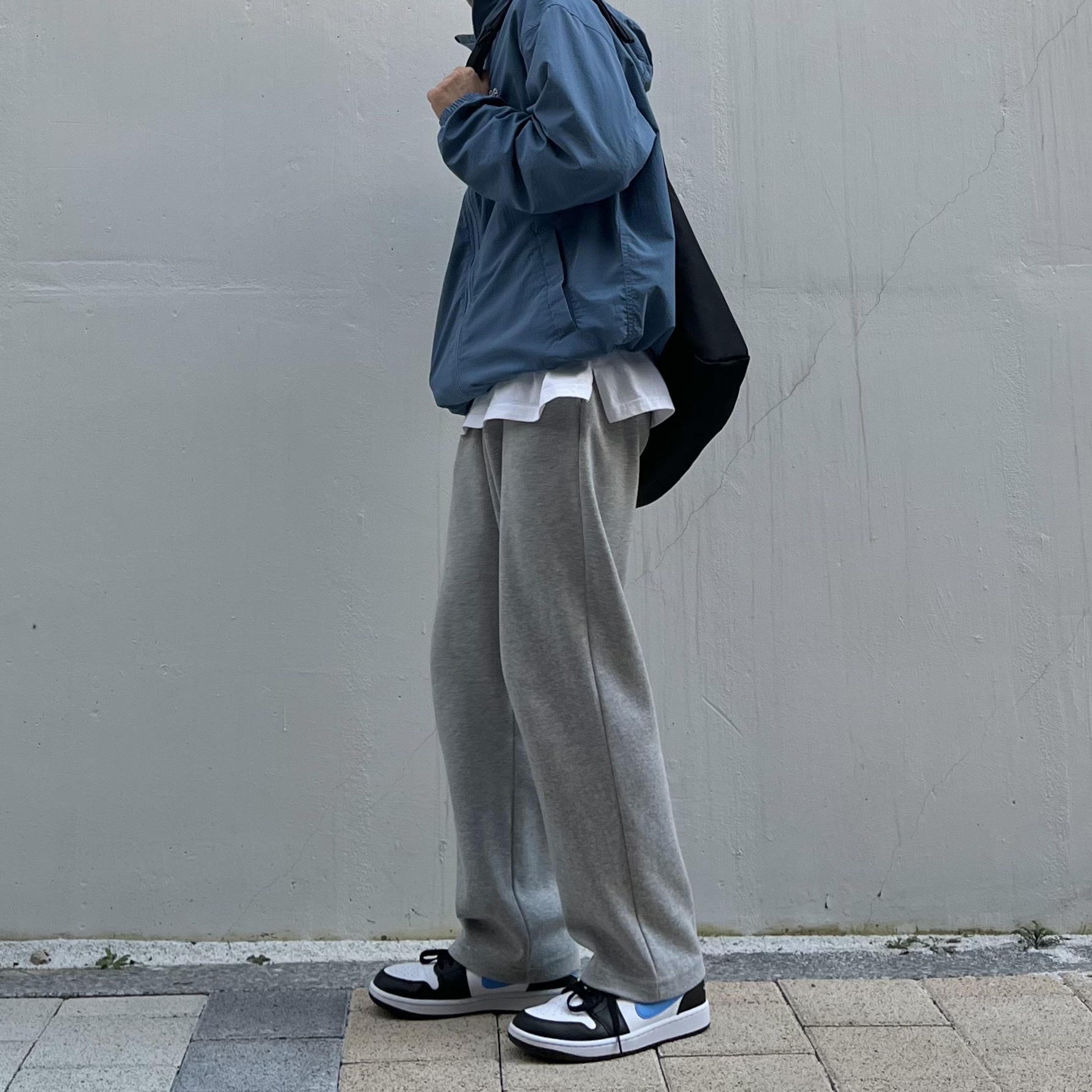 (W) Jordan 1 Low Black University Blue 착용 스타일 - 2