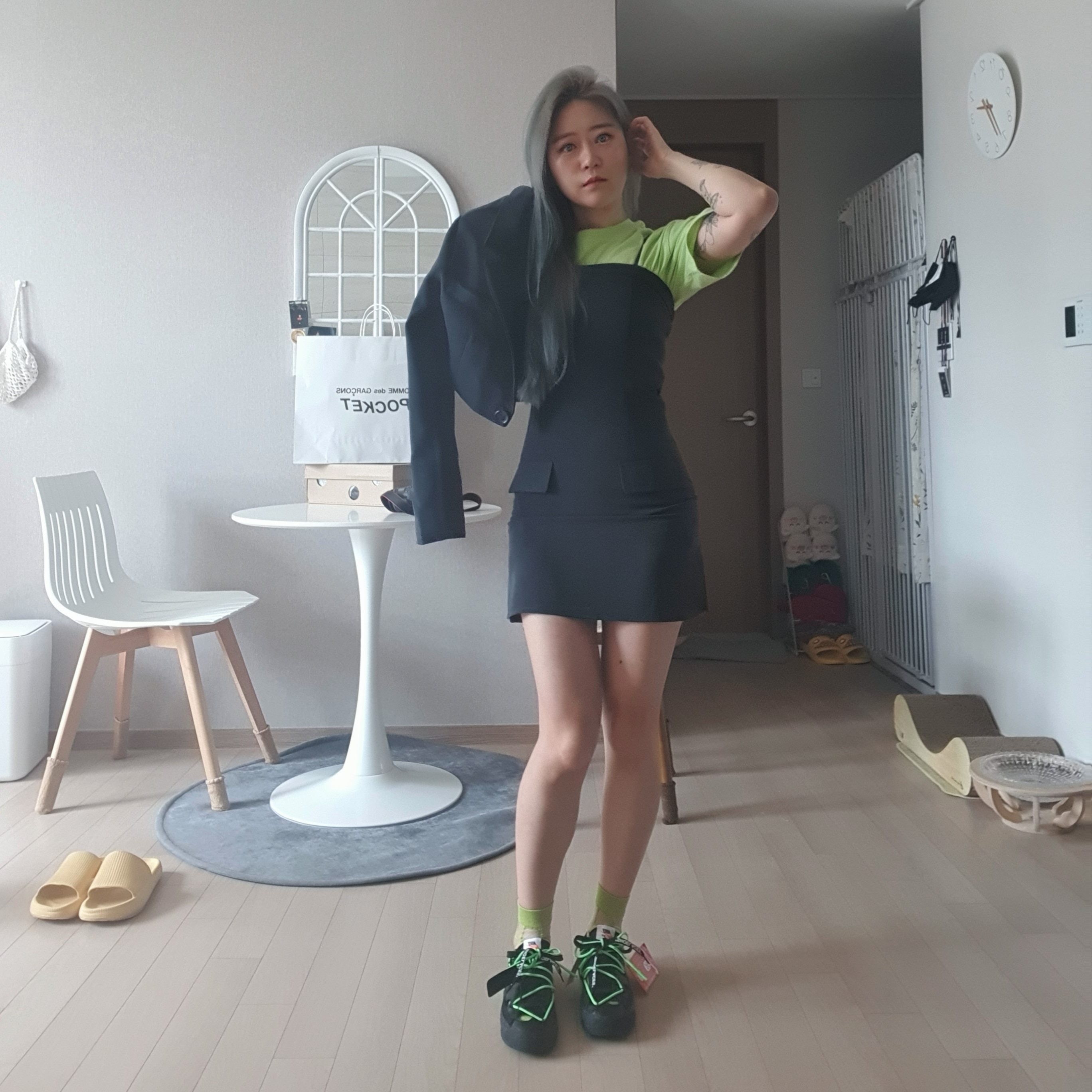 Nike x Off-White Blazer Low '77 Black and Electro Green 착용 스타일 - 3
