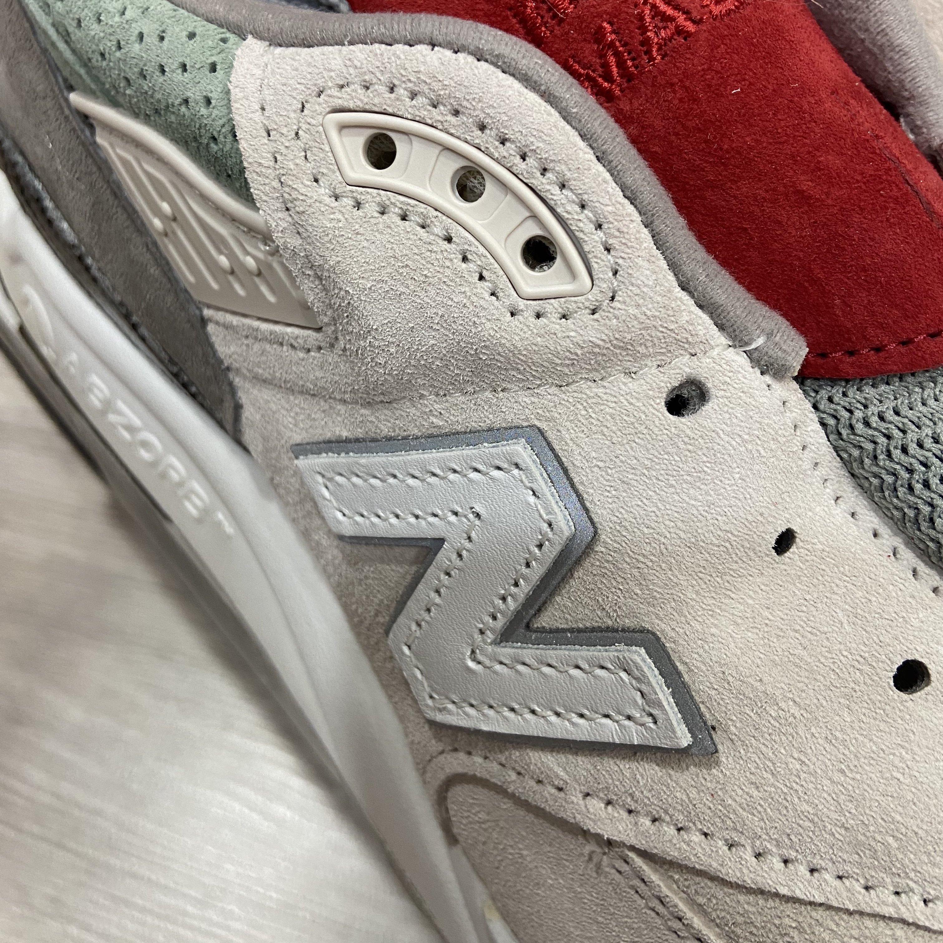 New Balance x Concepts 998 Made in USA Grand Tourer (Special Box) 착용 스타일
