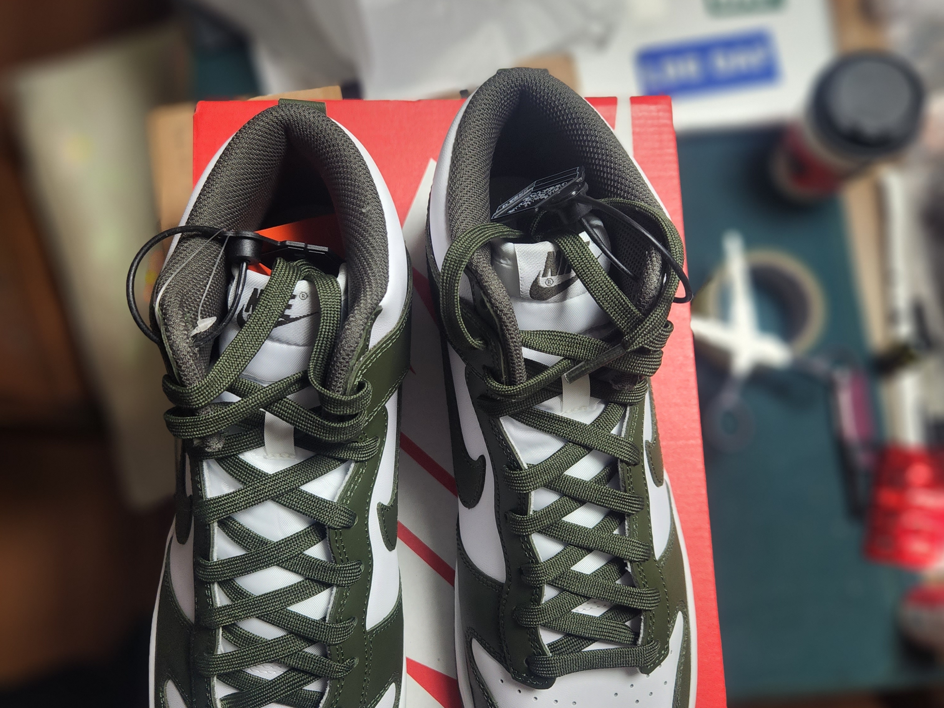 Nike Dunk High Retro Championship Khaki 착용 스타일 - 4