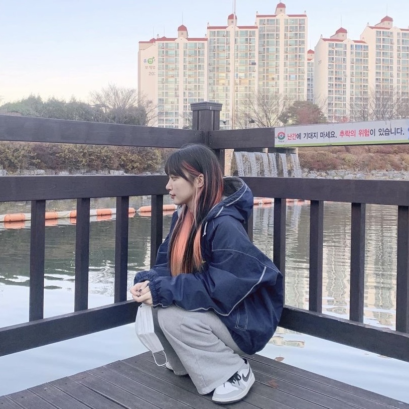 Jordan 1 Low Light Smoke Grey 착용 스타일 - 2