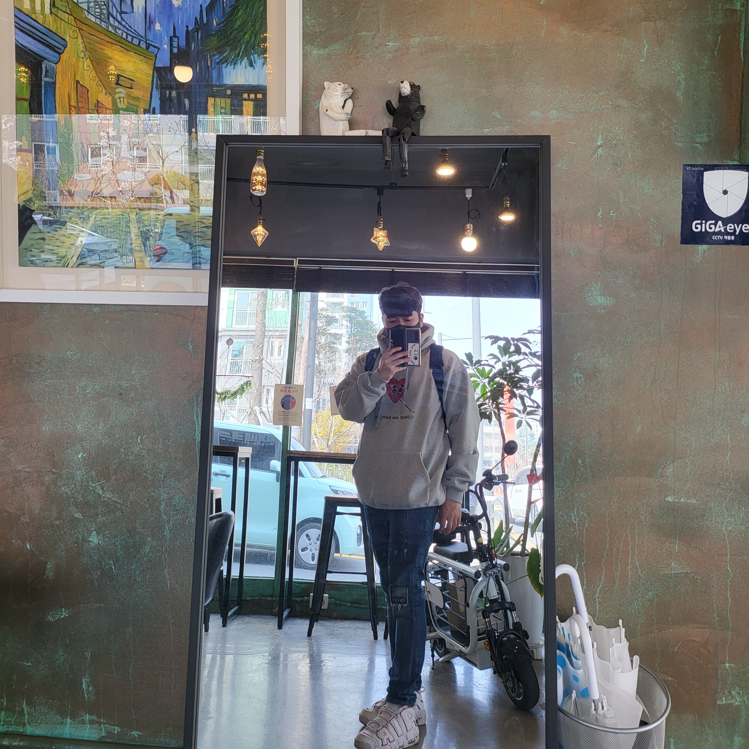 Nike Air More Uptempo White Varsity Red 2018 착용 스타일 - 1