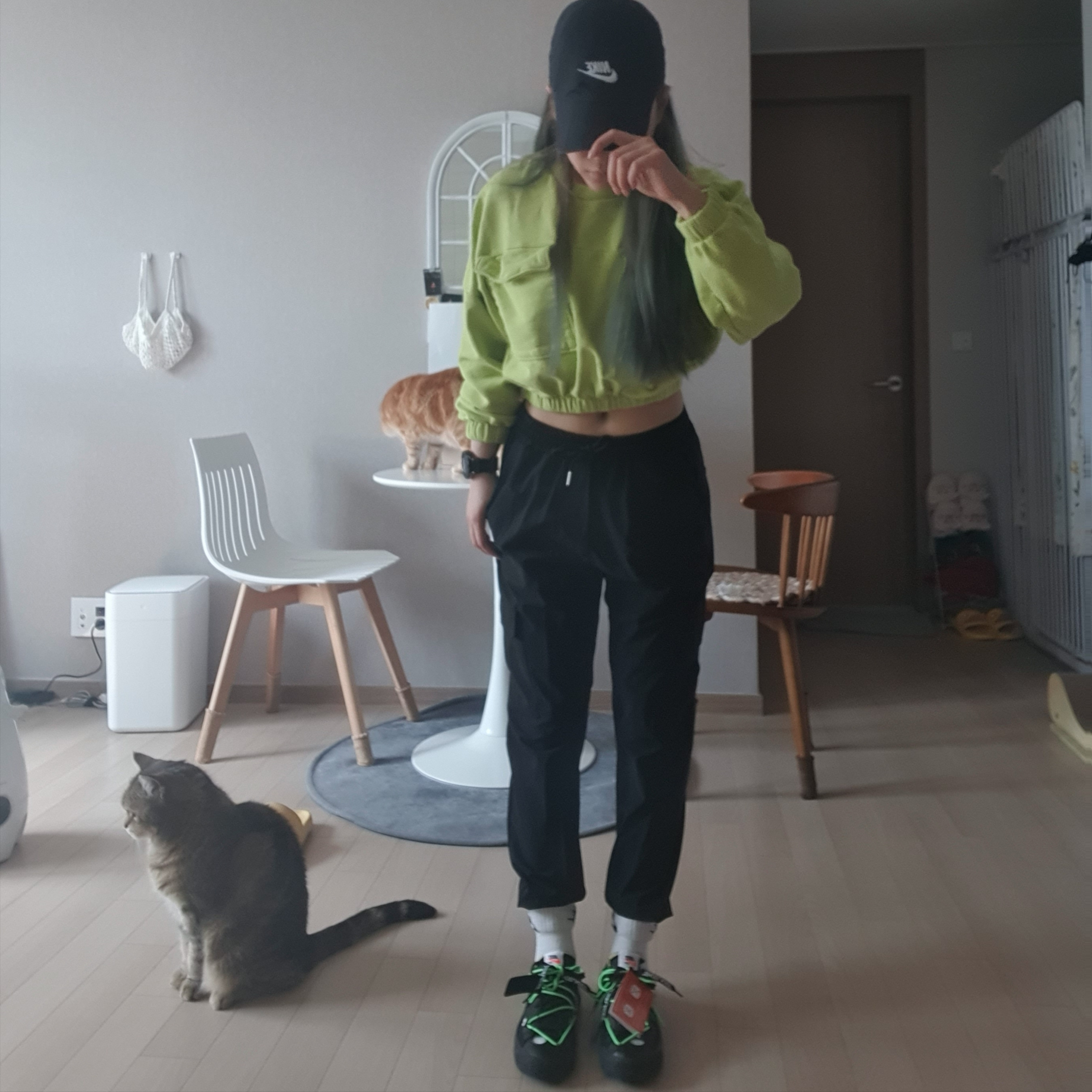 Nike x Off-White Blazer Low '77 Black and Electro Green 착용 스타일 - 4