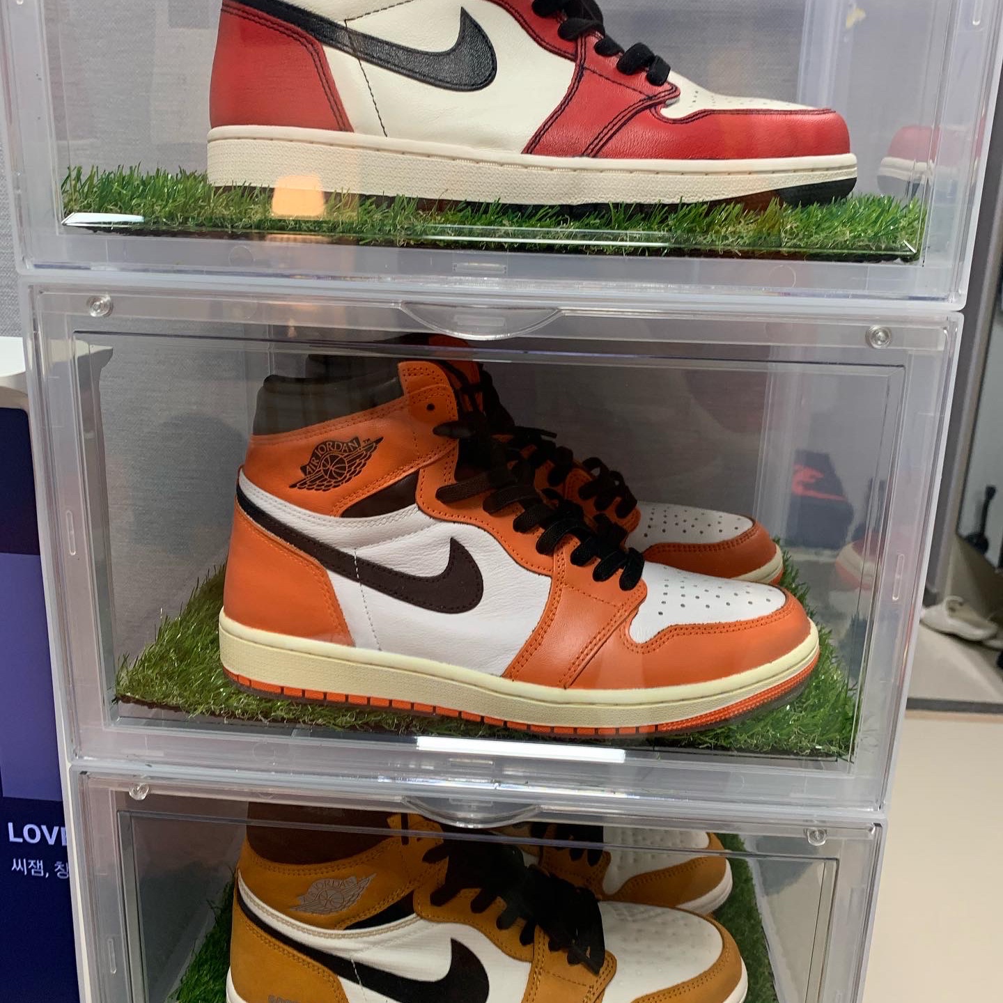 Gucci Rhyton Leather Sneakers Logo, Nike x Sacai x Fragment LDWaffle Light Smoke Grey μ°©μ© μ€νμΌ - 2