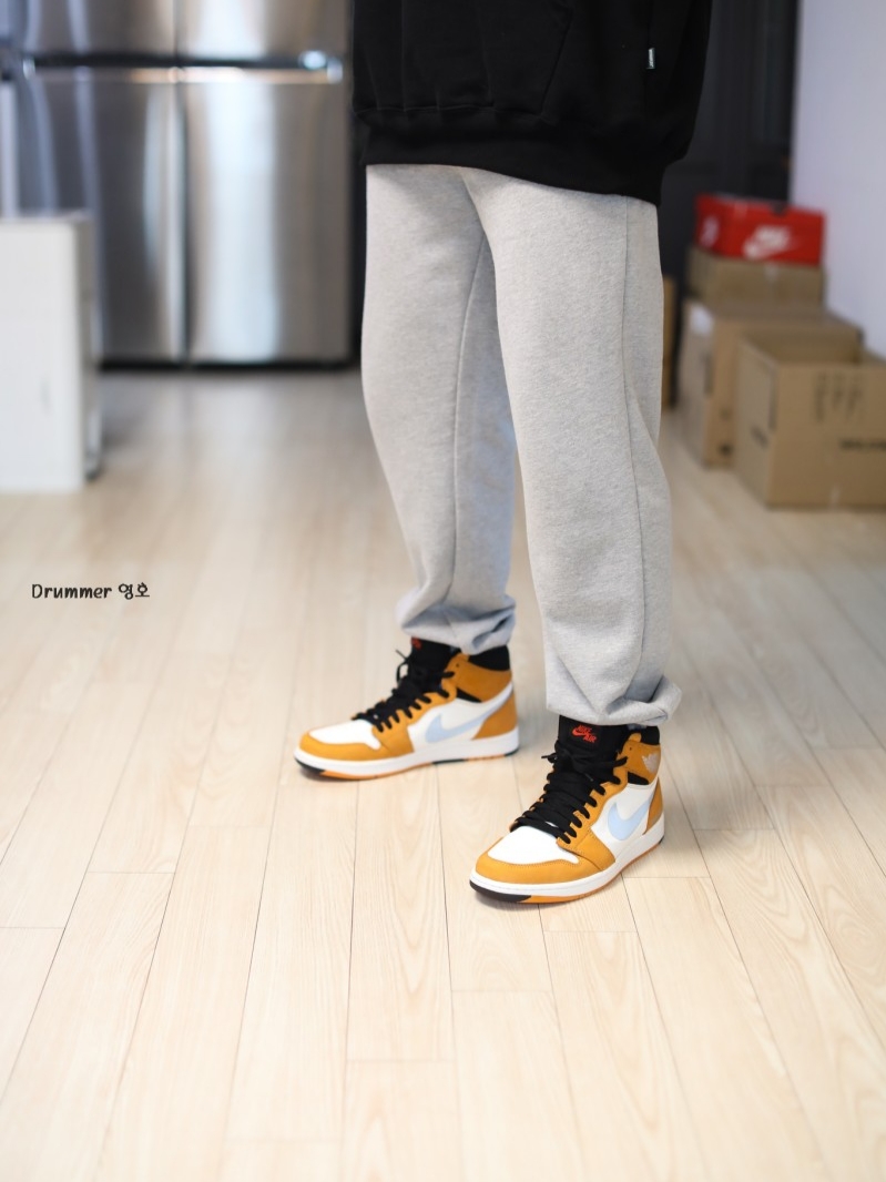 Jordan 1 Element Gore-Tex Light Curry 착용 스타일 - 3