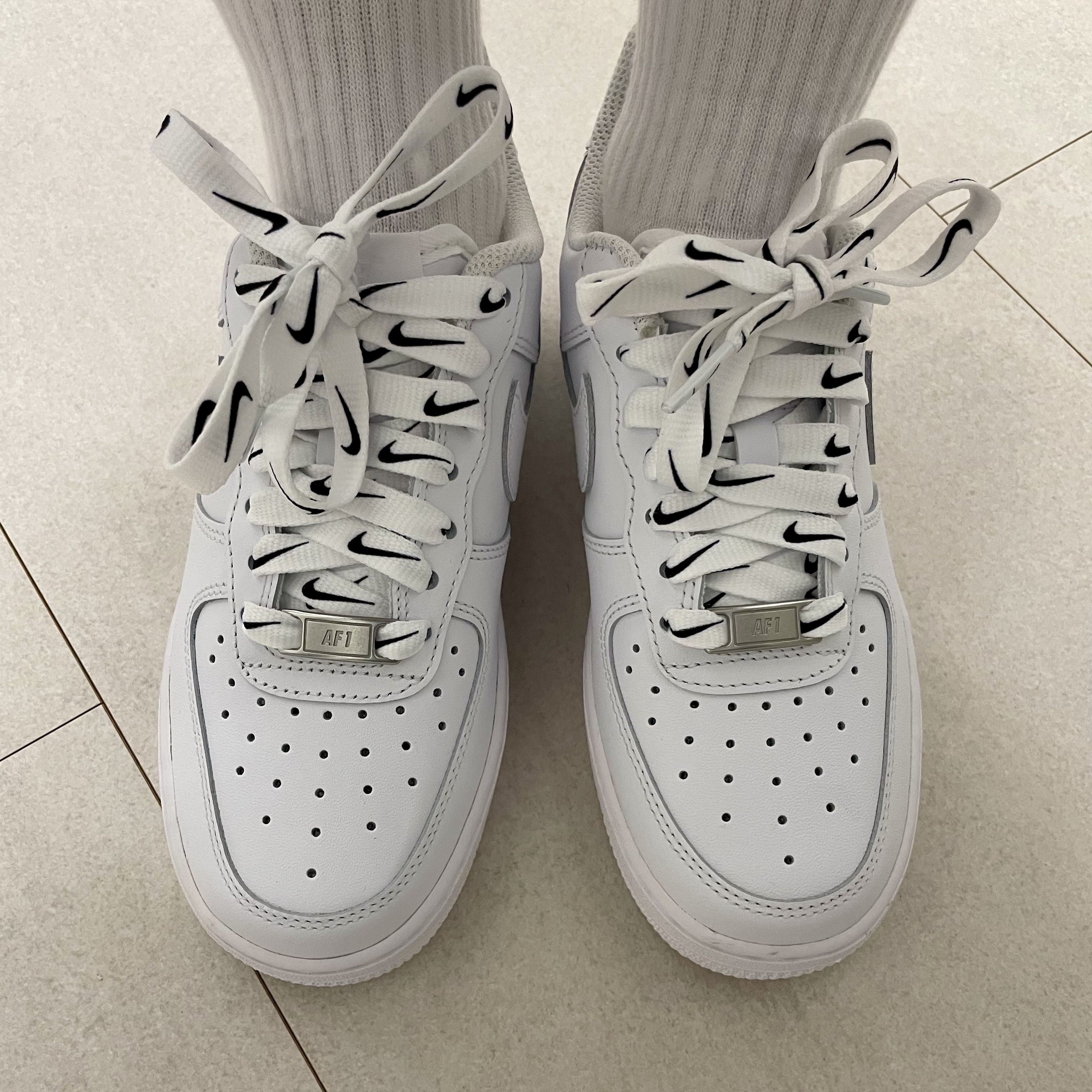 (W) Nike Air Force 1 '07 Low White 착용 스타일 - 2